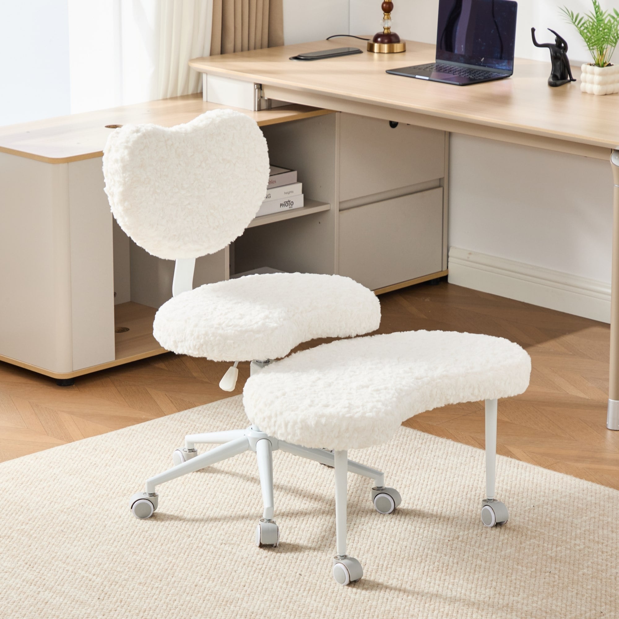 Roomfitters Sherpa Office Chair With Heart Shaped Back And Adjustable Height Cute Aesthetic Swivel Desk Chair Beige