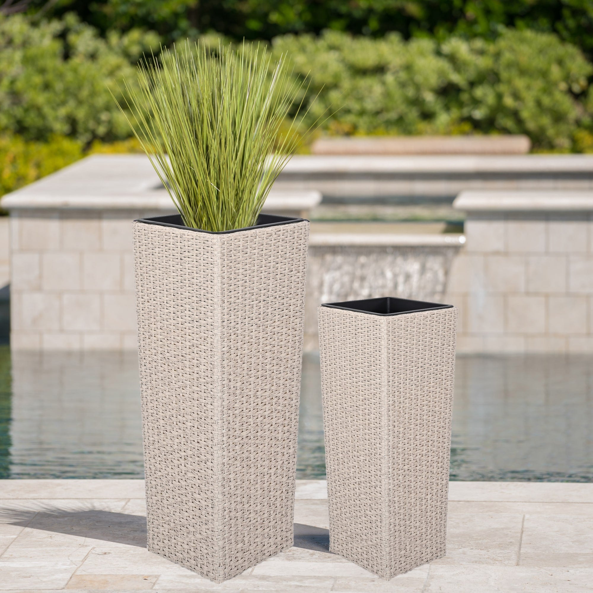 Roomfitters Tall Square Wicker Planters Outdoor Patio Garden Balcony Woven Rattan Flower Pots With Inner Liner Set Of 2 Beige