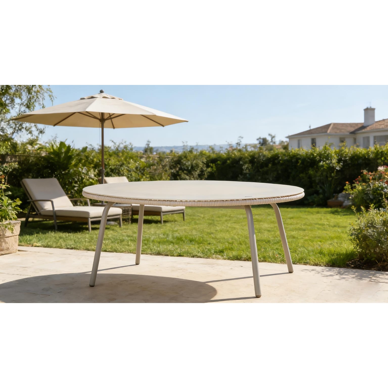 Round Outdoor Pe Rattan Glass Dining Table Elevate Your Patio Garden