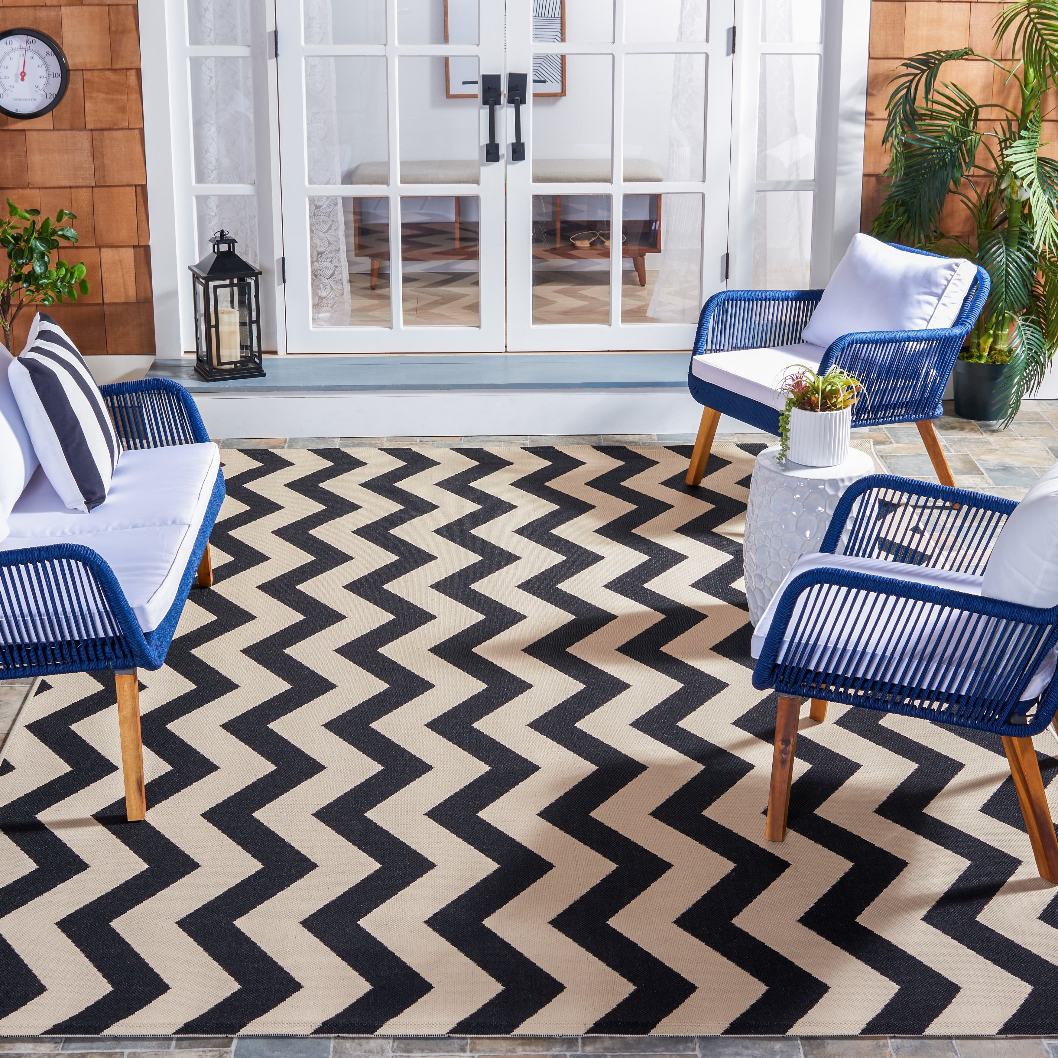 Safavieh Courtyard Zig Zag Chevron Black Beige Indoor Outdoor Rug