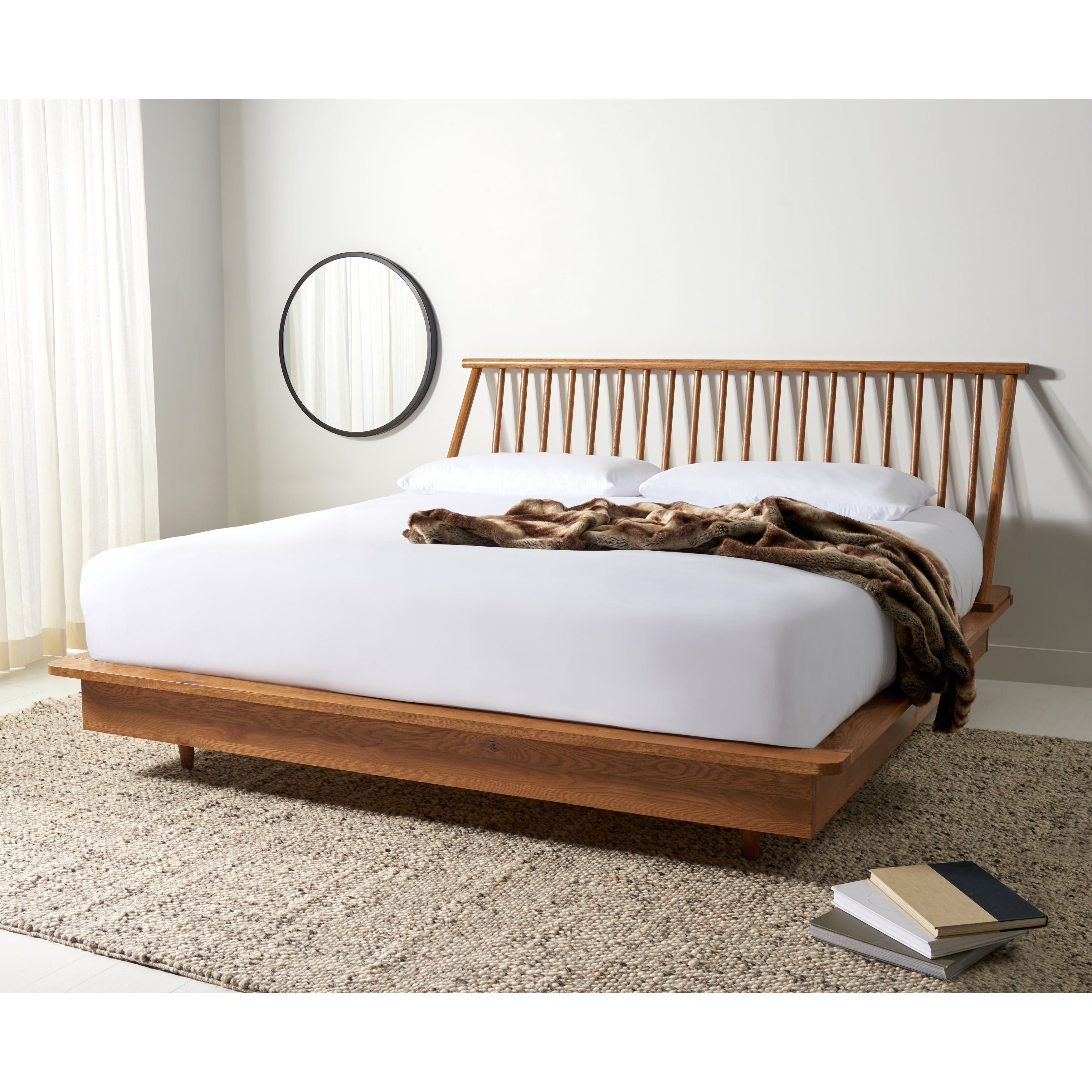 Safavieh Couture Cassius Wood Spindle Bed