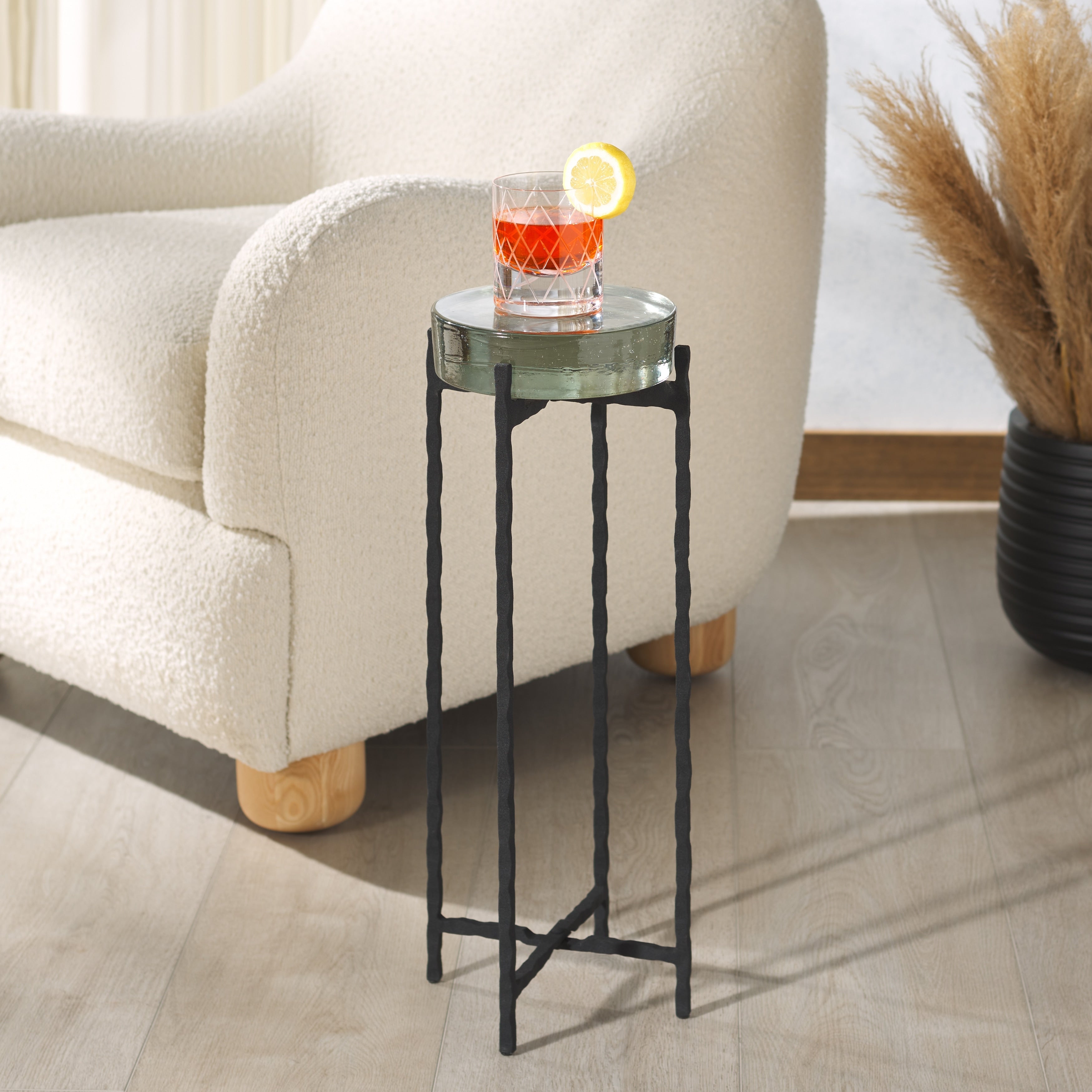 Safavieh Couture Kathaleen Cast Glass Drink Round Table 9 W X 9 D X 22 H