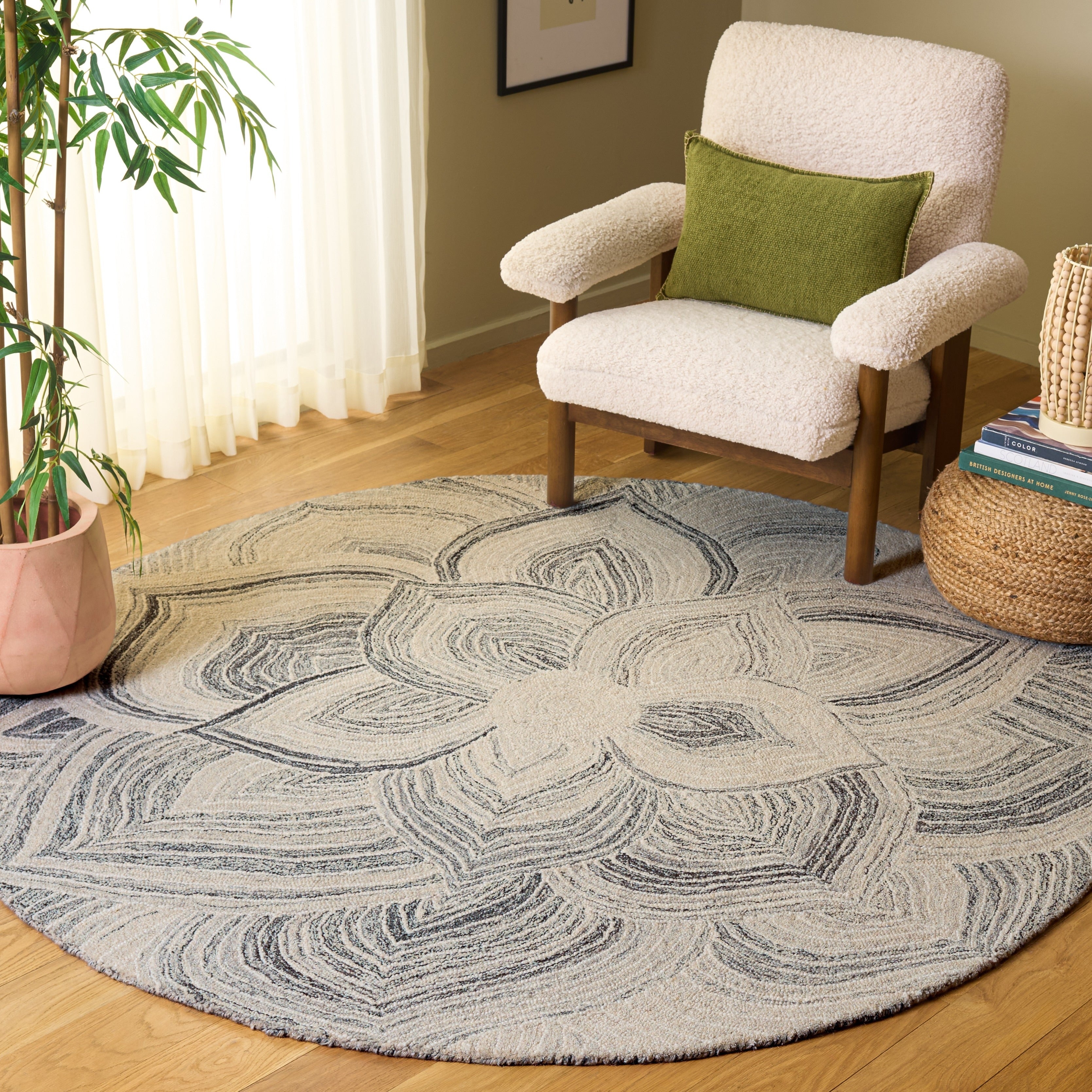 Safavieh Hand Tufted Jardin Solmaz Patterned Wool Rug