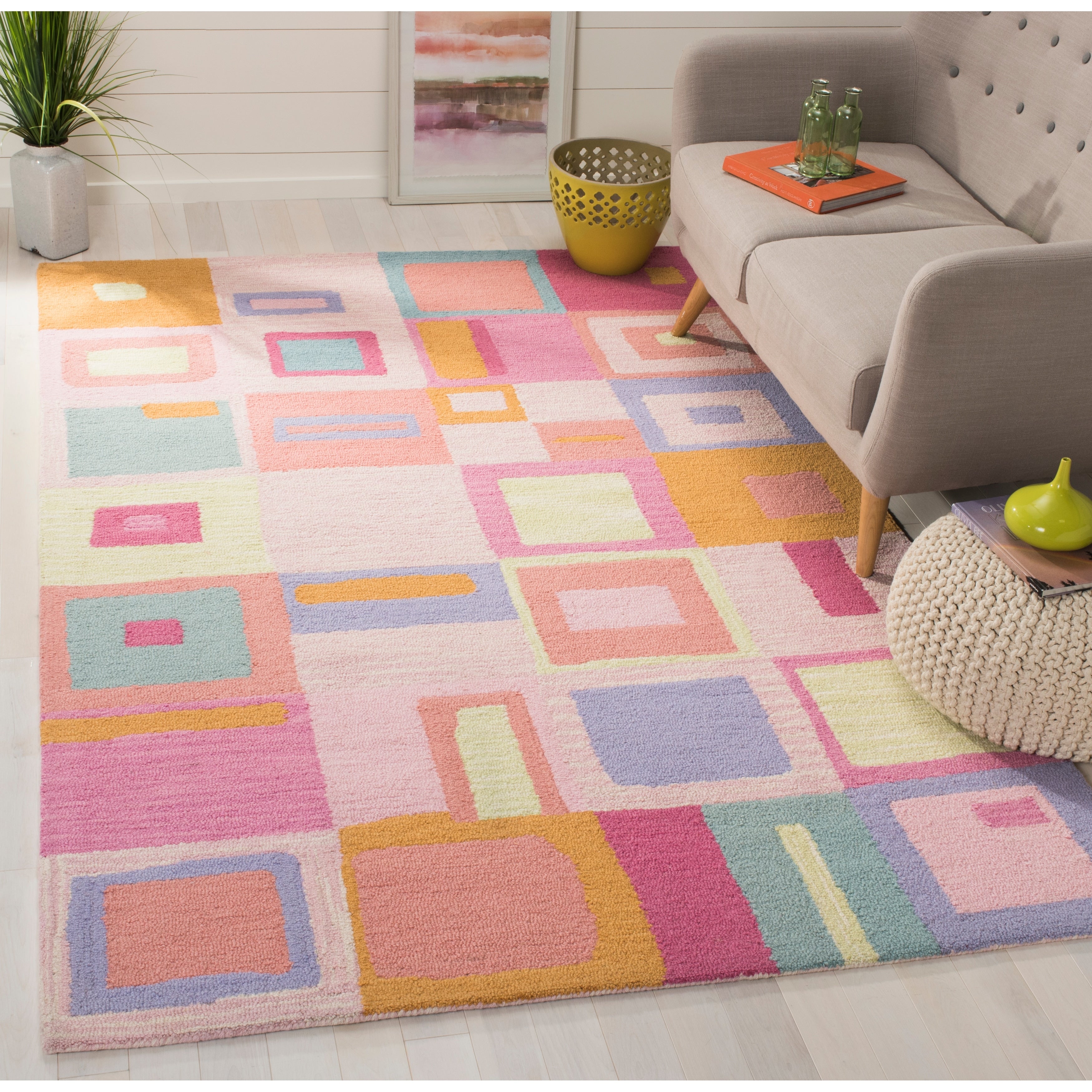 Safavieh Handmade Childrens Squares New Zealand Wool Rug 4 X 6