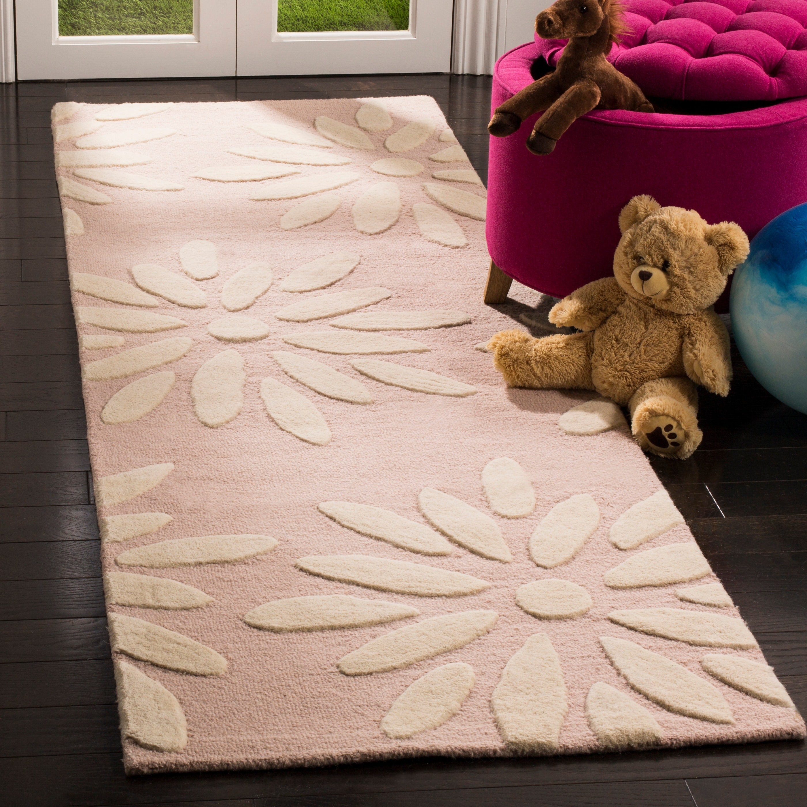 Safavieh Kids Transitional Geometric Hand Tufted Wool Pink Ivory Area Rug 4 X 6