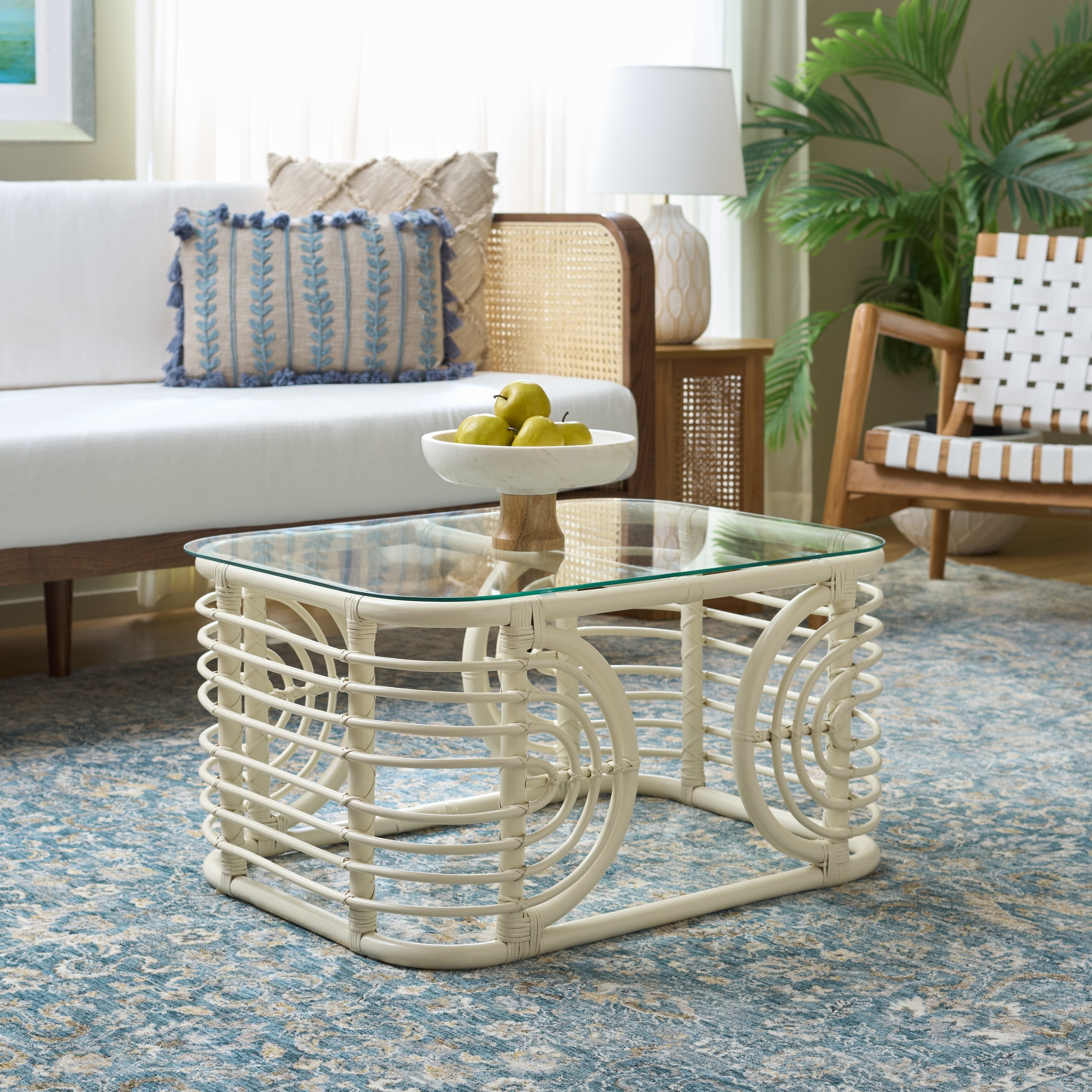 Safavieh Home Lidiya Rattan Coffee Table 31 W X 23 D X 16 H