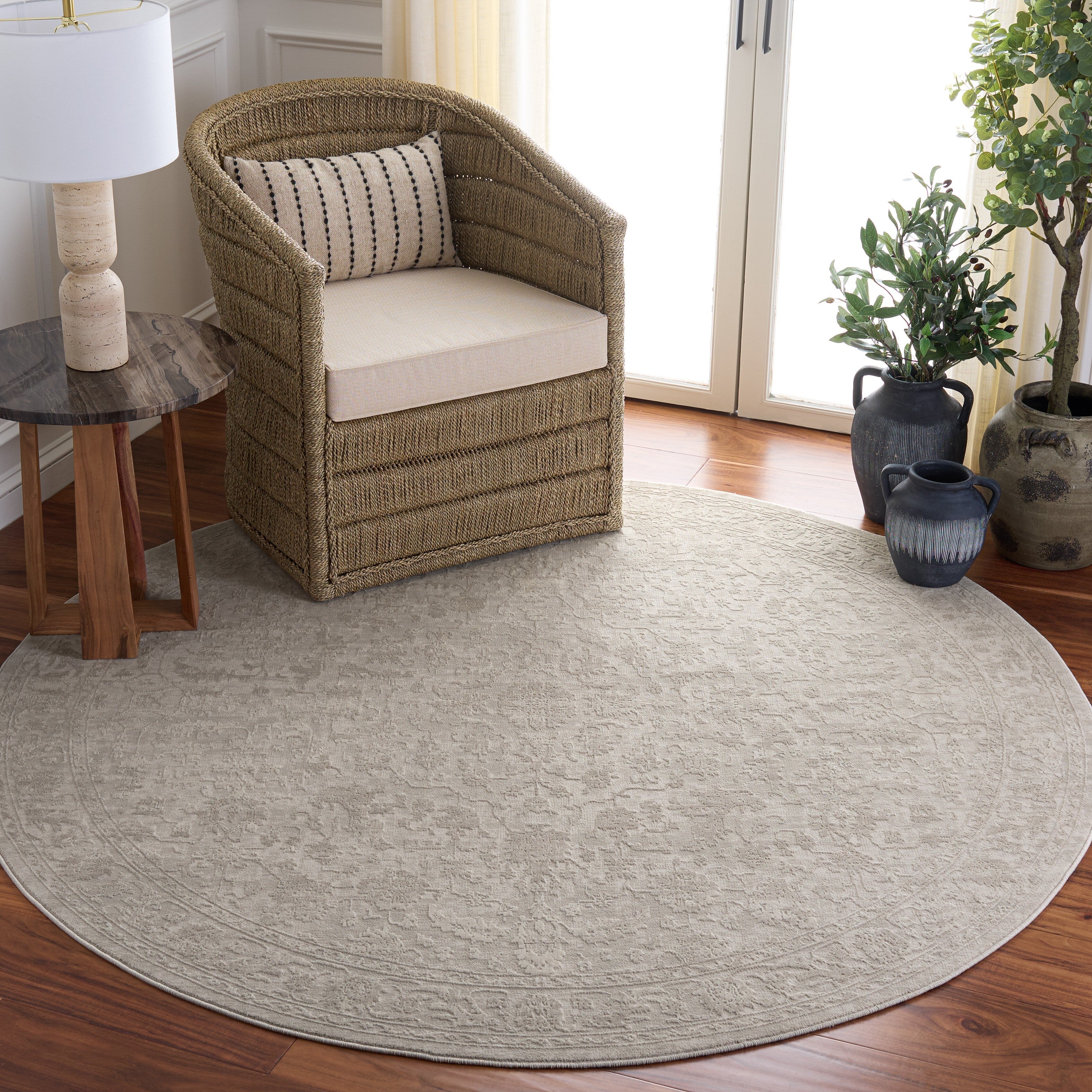 Safavieh Reflection Mirande Traditional Rug