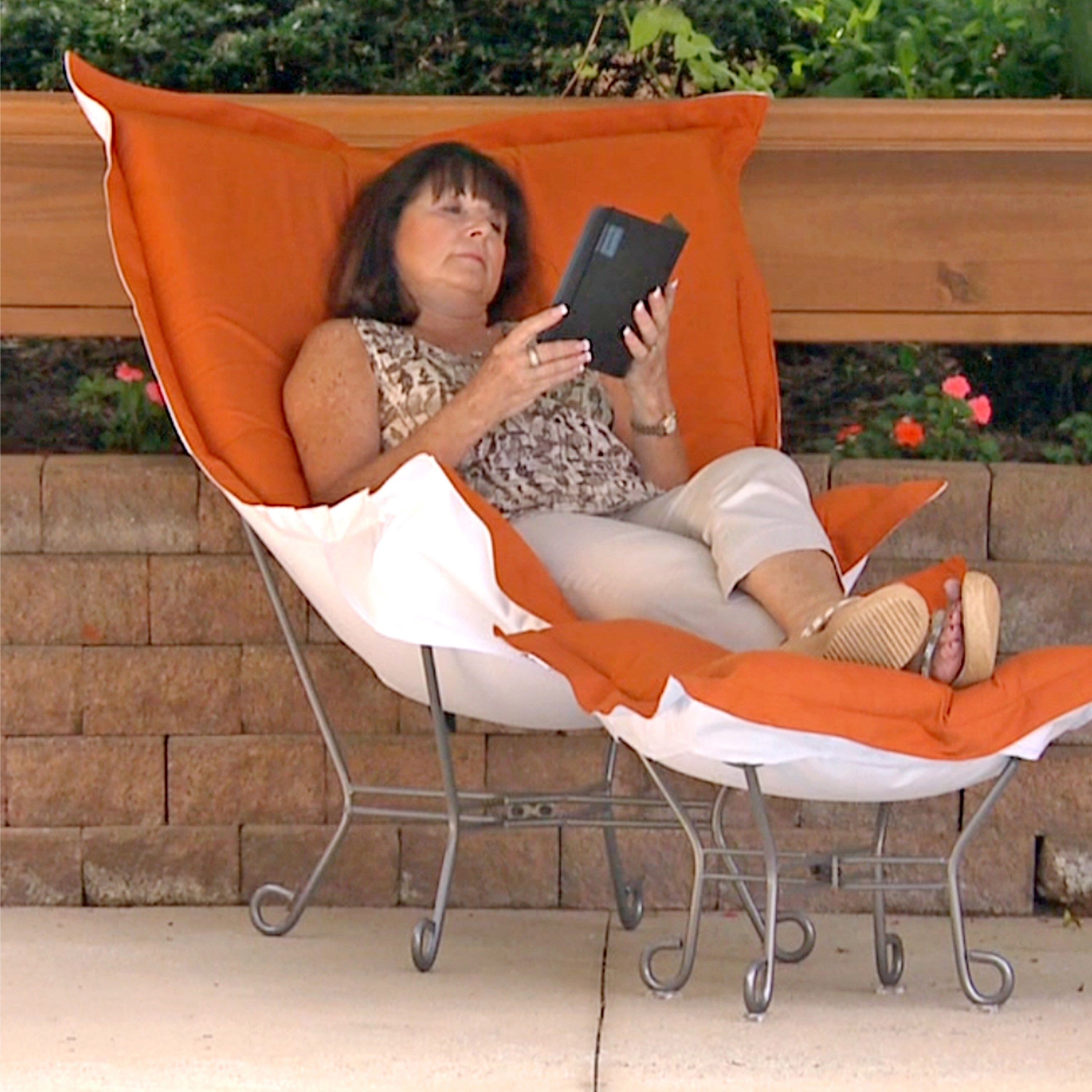 Seascape Canyon Scroll Puff Chair