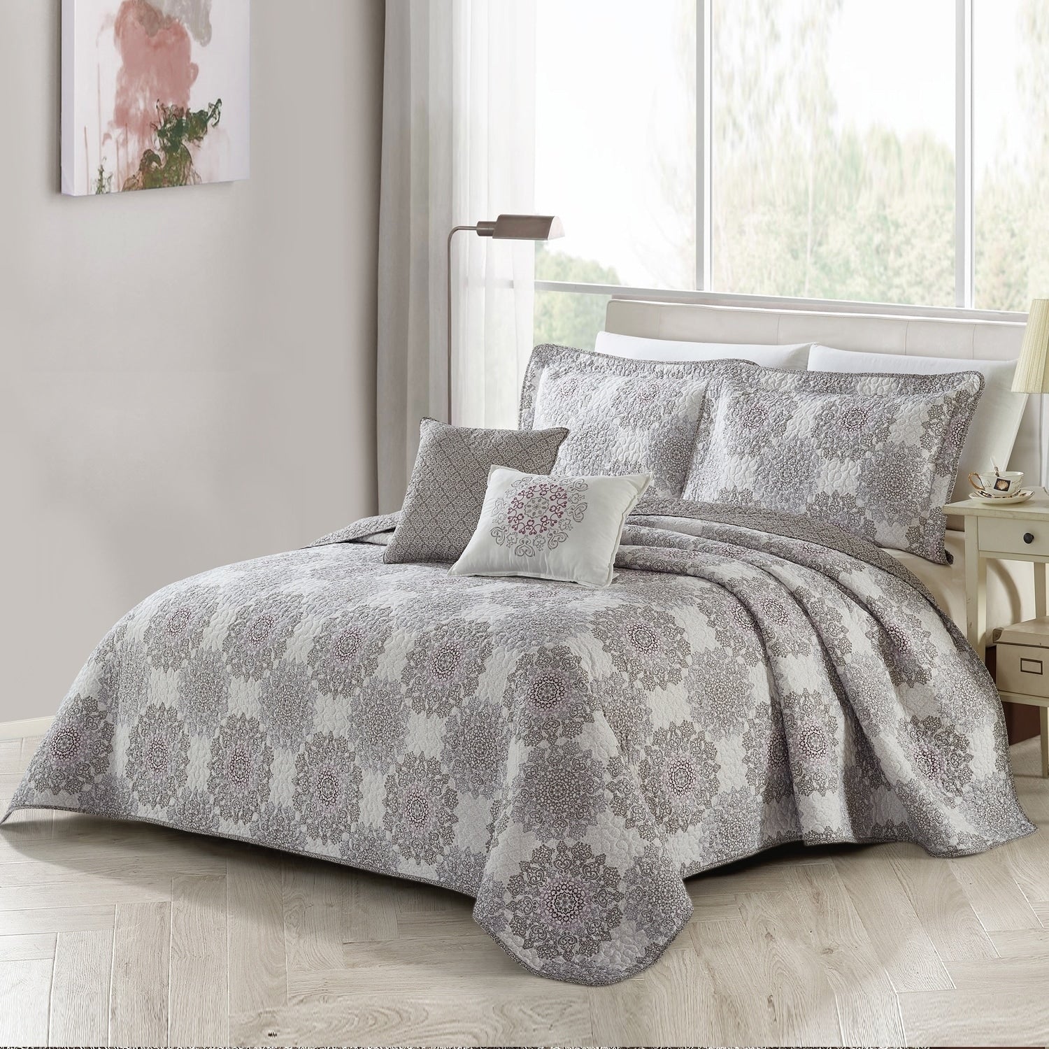 Porch Den Starflower Medallion Pattern Microfiber 5 Piece Quilt Set
