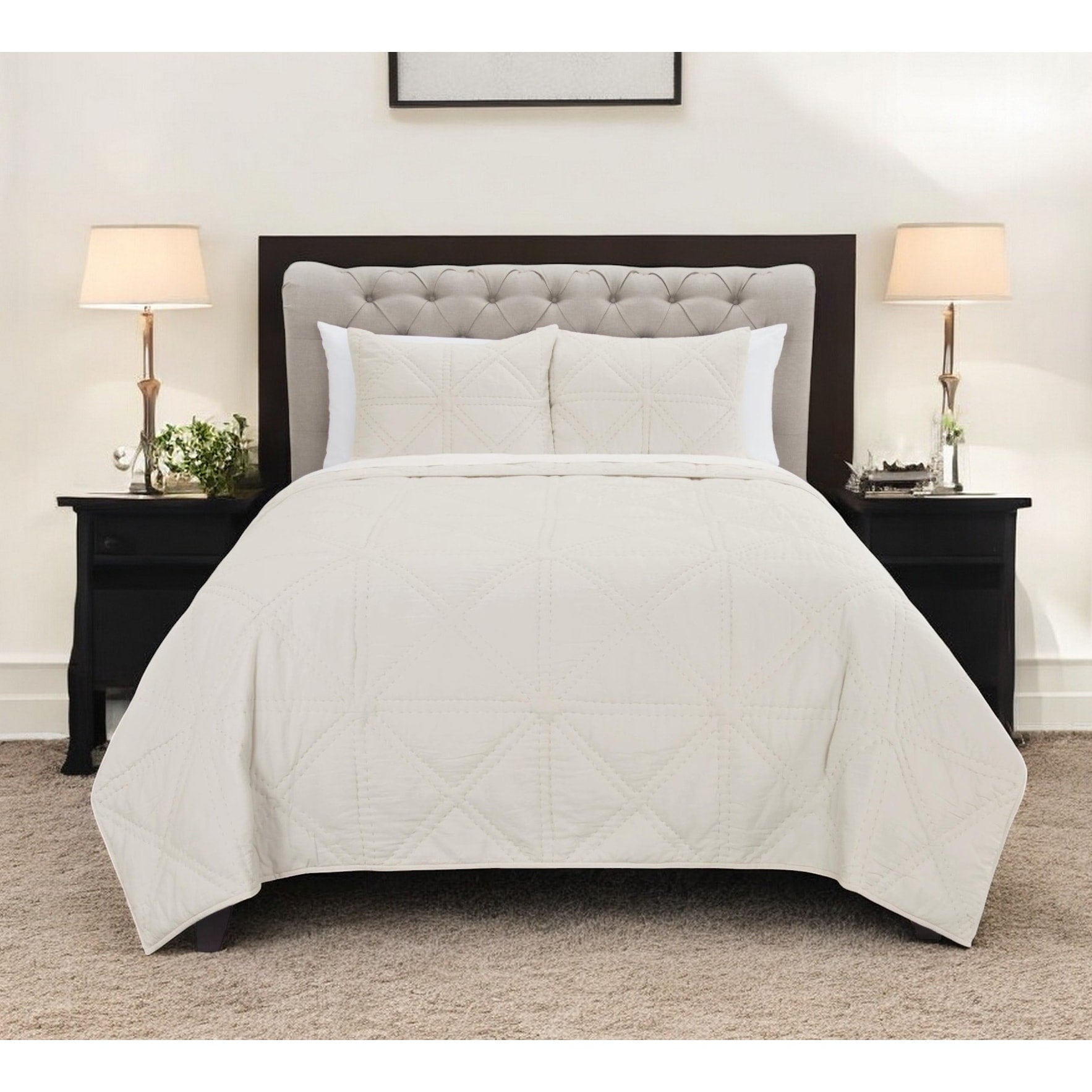 Set Of Three Ivory Geometric King Quilt