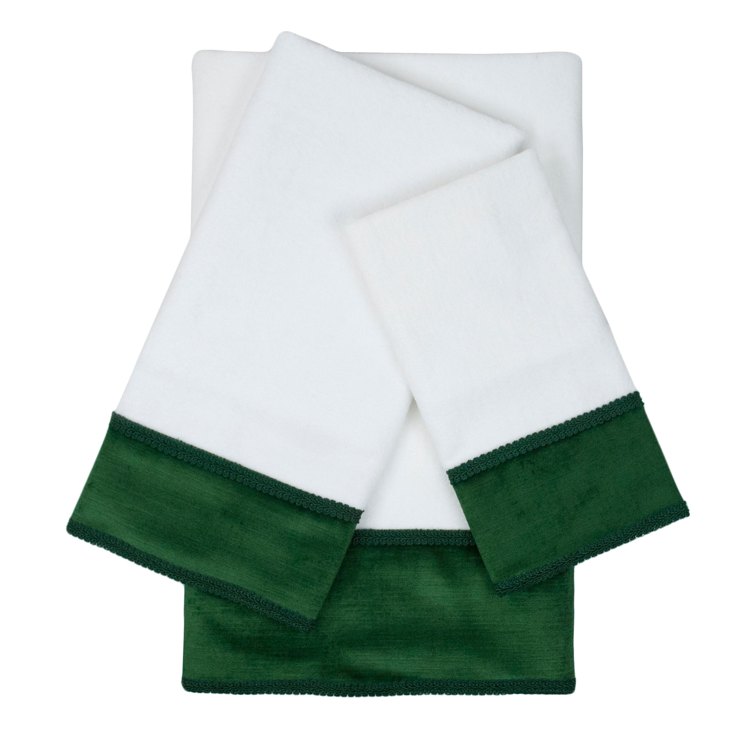 Sherry Kline Snowscape Green 3 Piece Embellished Towel Set 13 X 18 X 0.5 16 X 25 X 0.5 25 X 48 X 0.5