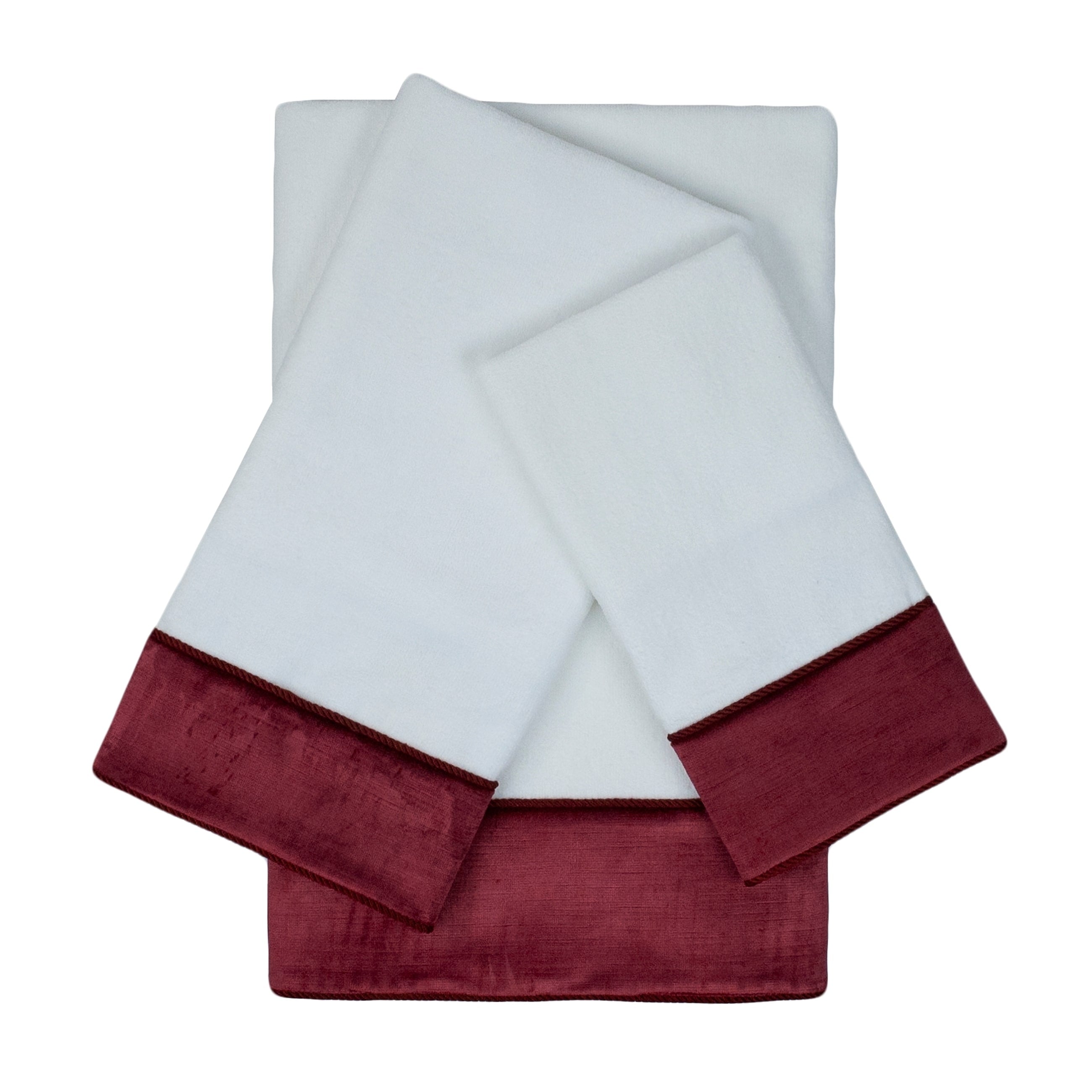 Sherry Kline Snowscape Red 3 Piece Embellished Towel Set 13 X 18 X 0.5 16 X 25 X 0.5 25 X 48 X 0.5