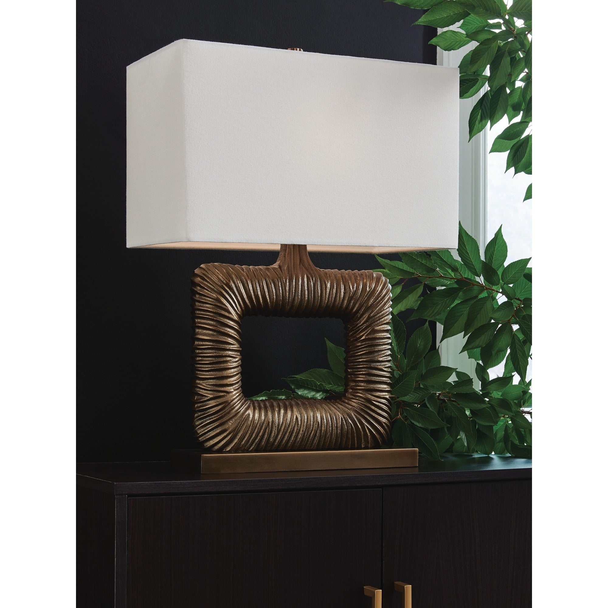 Signature Design By Ashley Garronby Brown Table Lamp 18 W X 9 D X 24 H