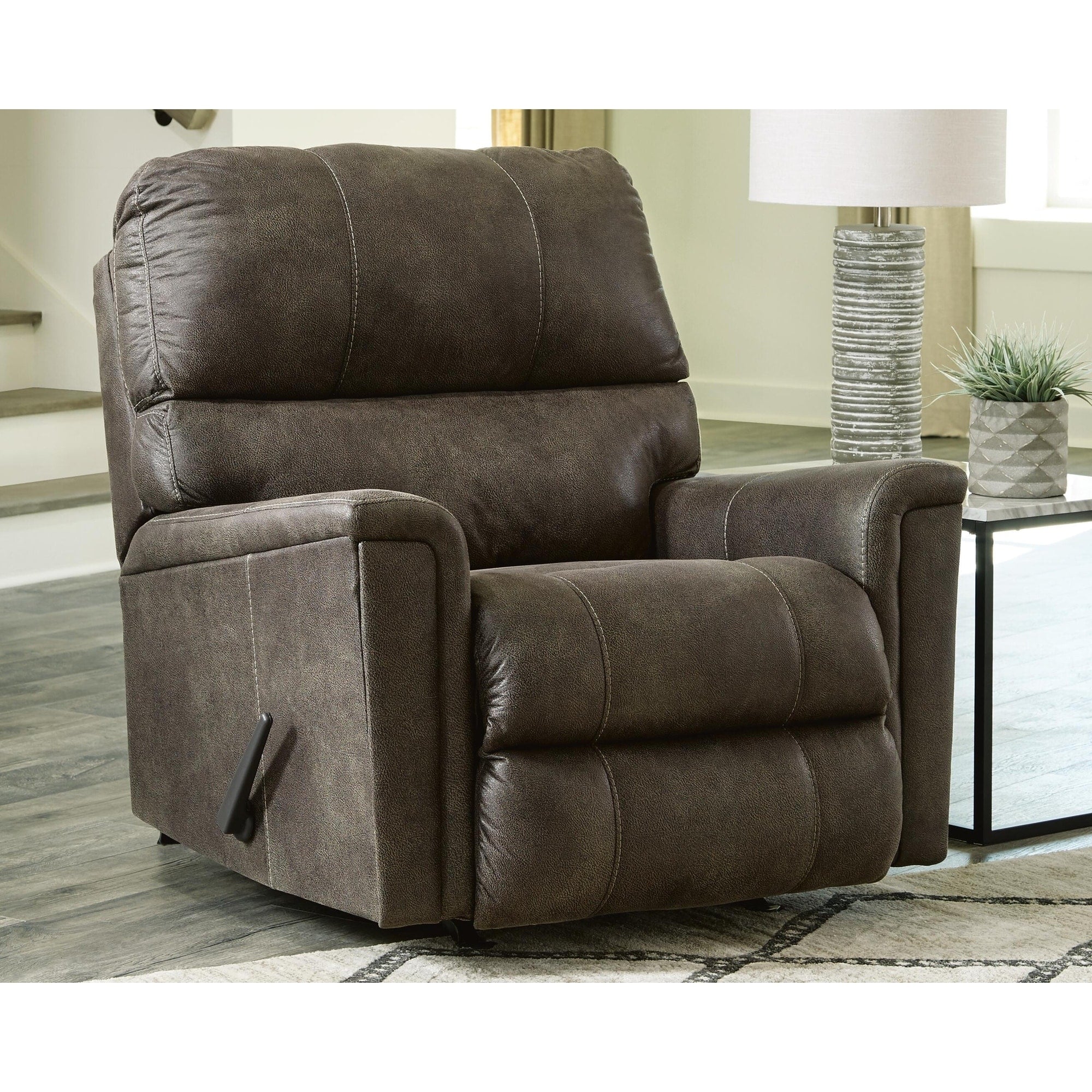 Navi Rocker Recliner