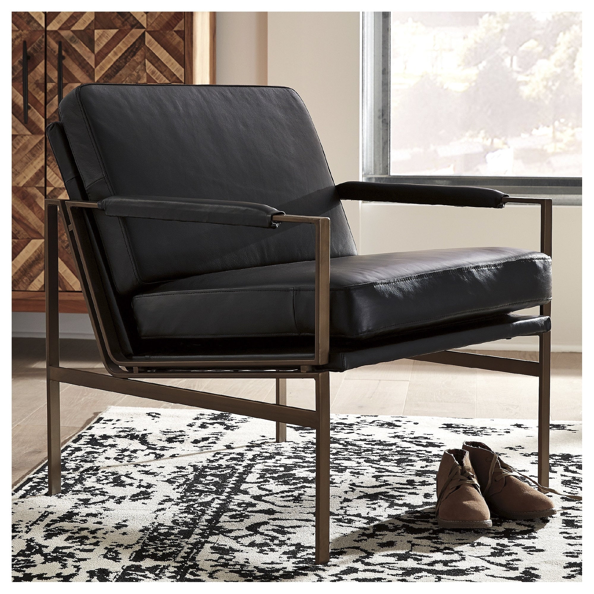 Puckman Accent Chair Modern Leather Upholstery