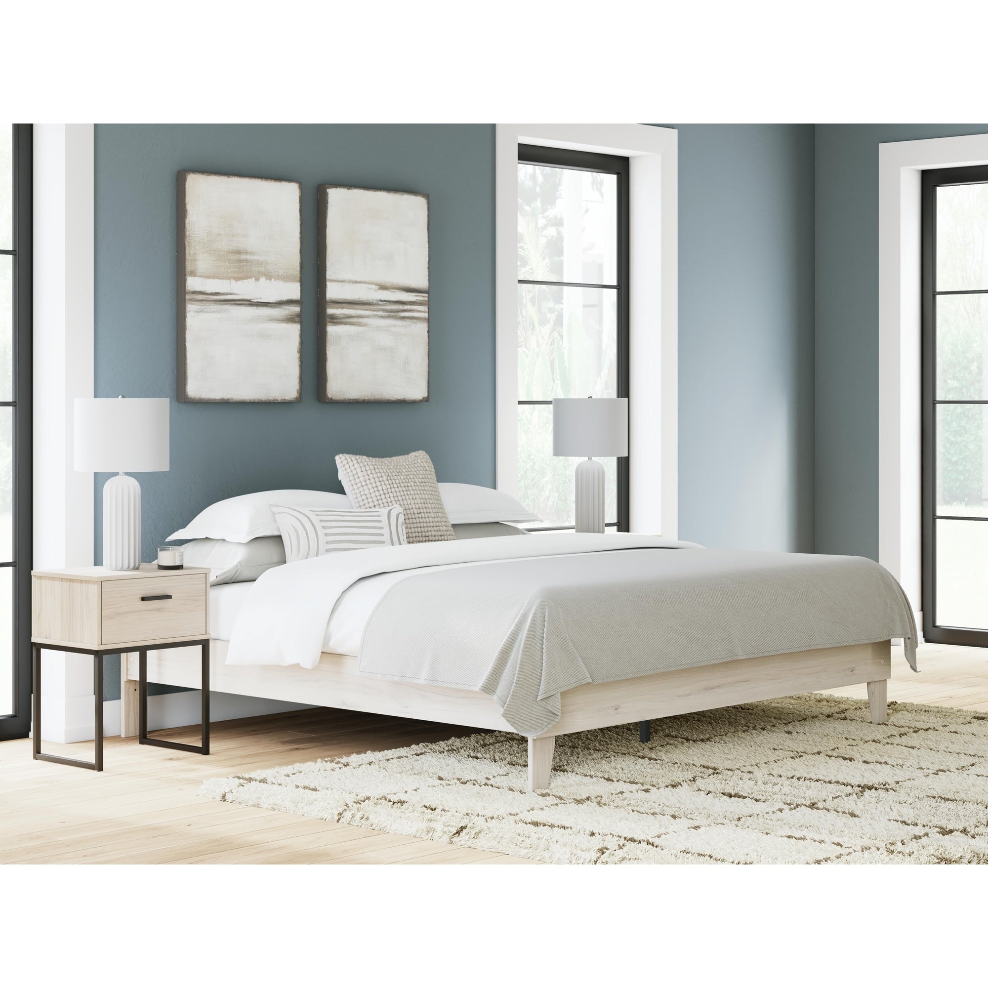 Signature Design By Ashley Socalle White King Platform Bed