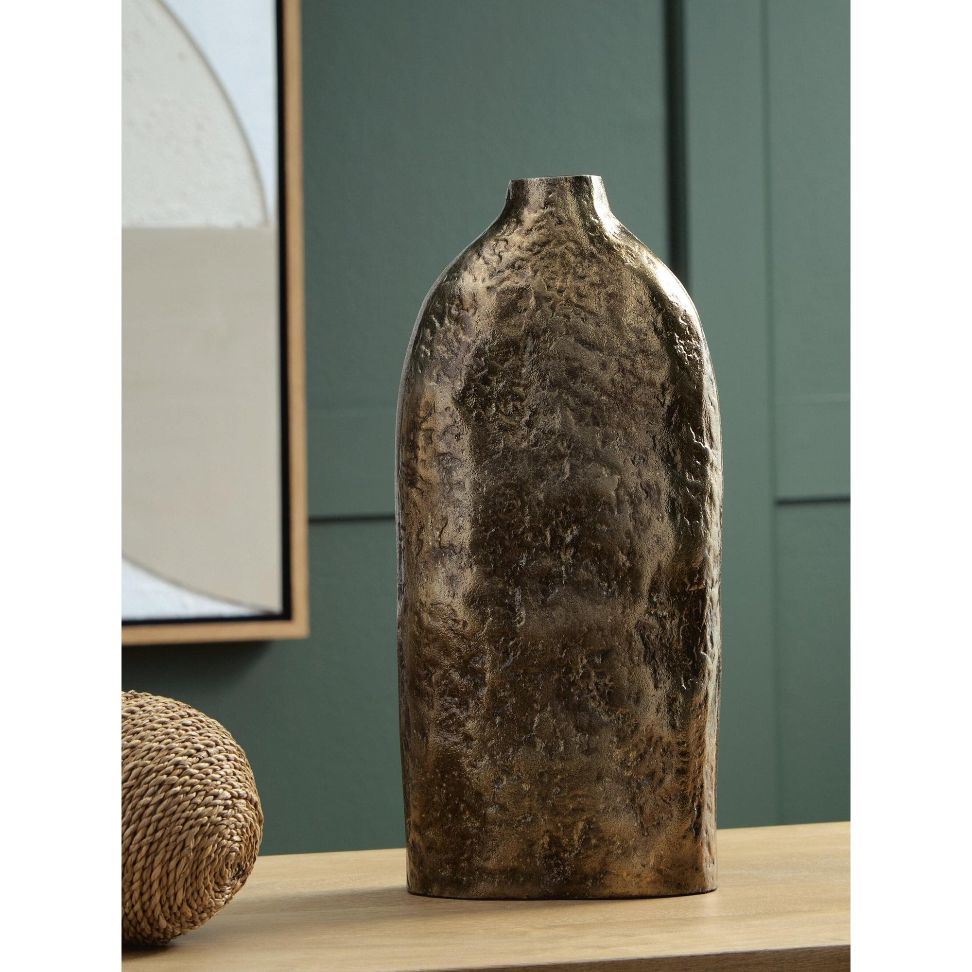Signature Design By Ashley Wallmond Brown Black Vase