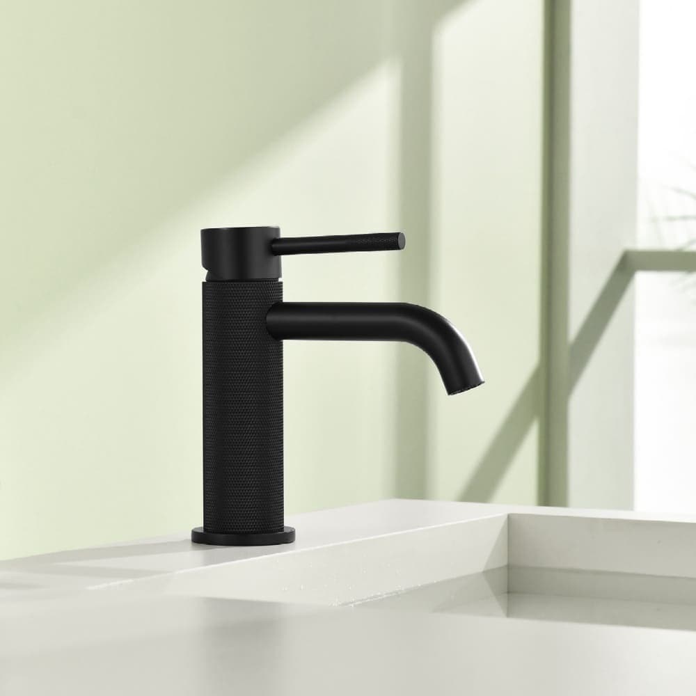 Single Hole Bathroom Faucet With Pop Up Drain Kit Single Handle Bathroom Sink Faucets With Valve