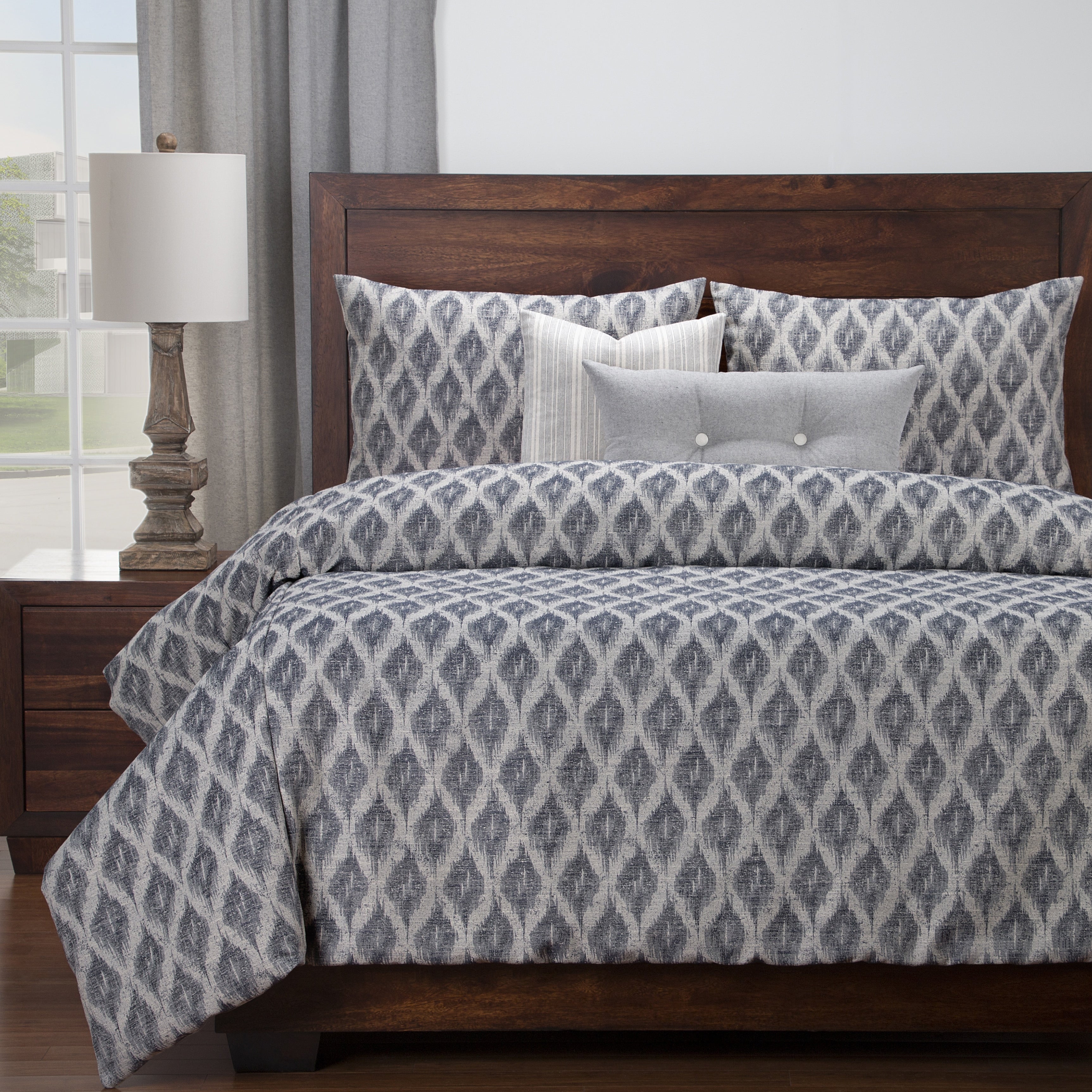 Siscovers Diamond Creek Luxury Duvet Cover And Insert Set