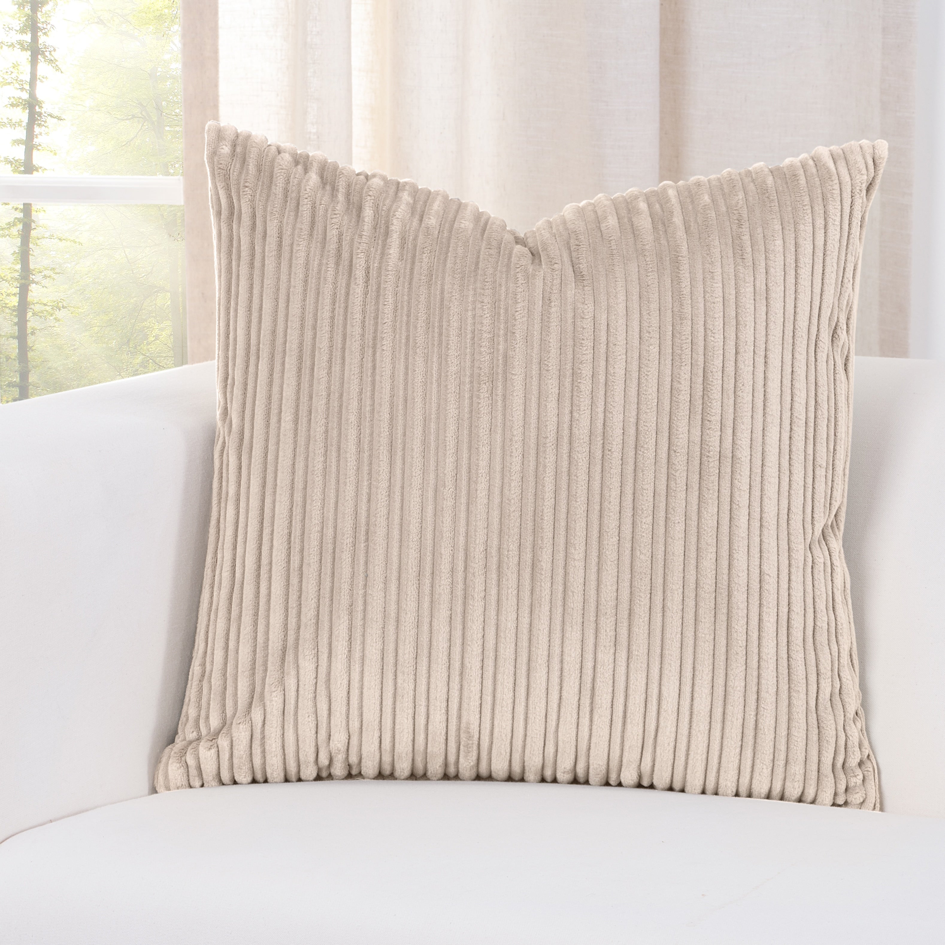 Siscovers Downy Frost Accent Throw Pillows
