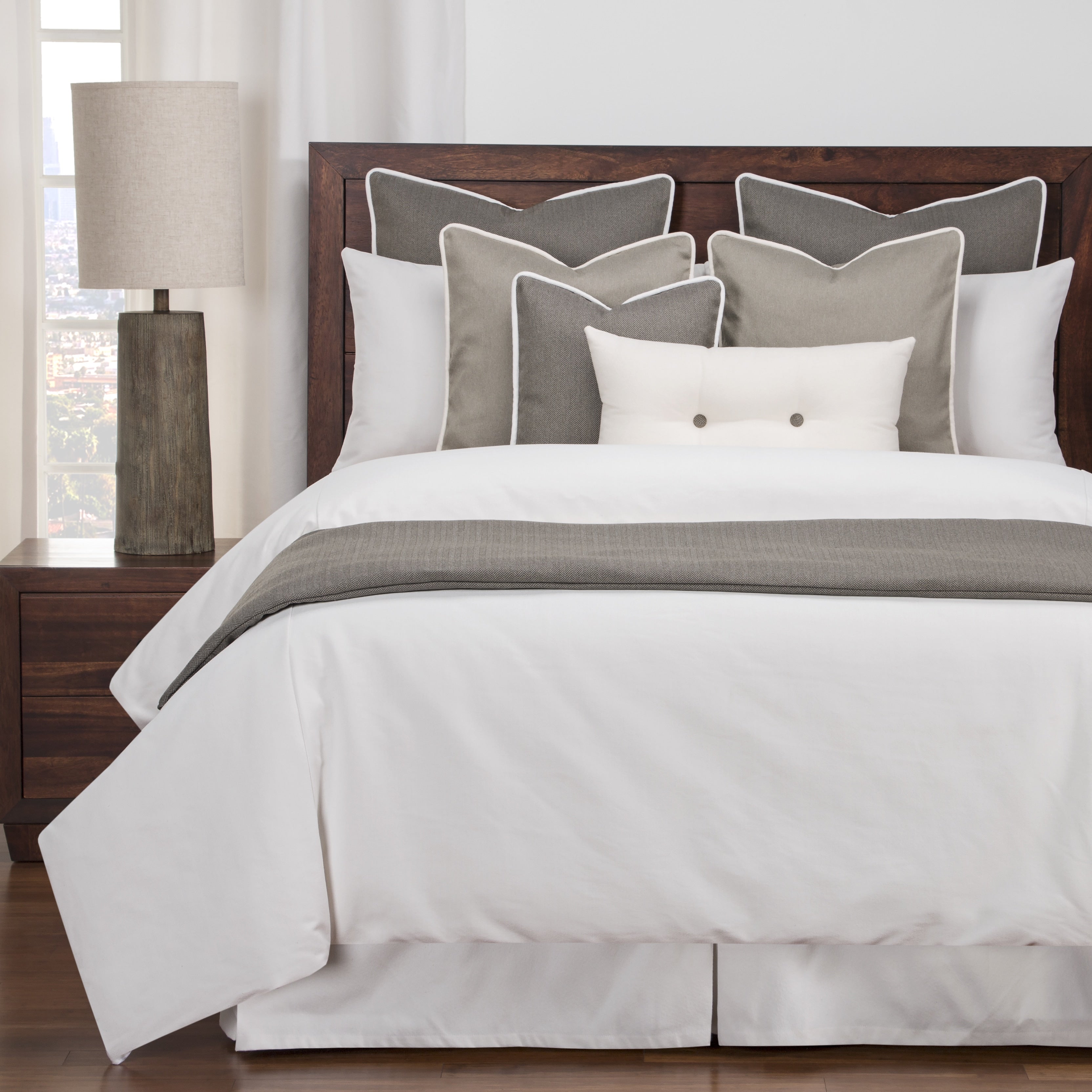 Siscovers Everlast Stain Resistant 6 Piece White Duvet Cover Set