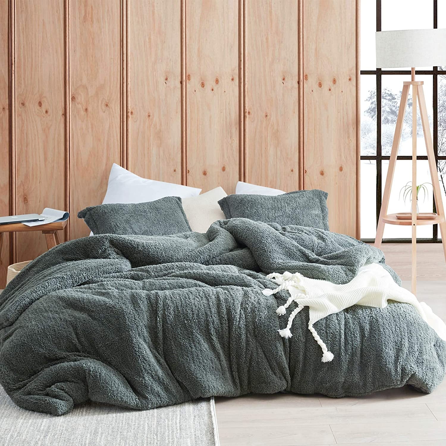 Sleepy Haven Coma Inducer Oversized Comforter Agave Green