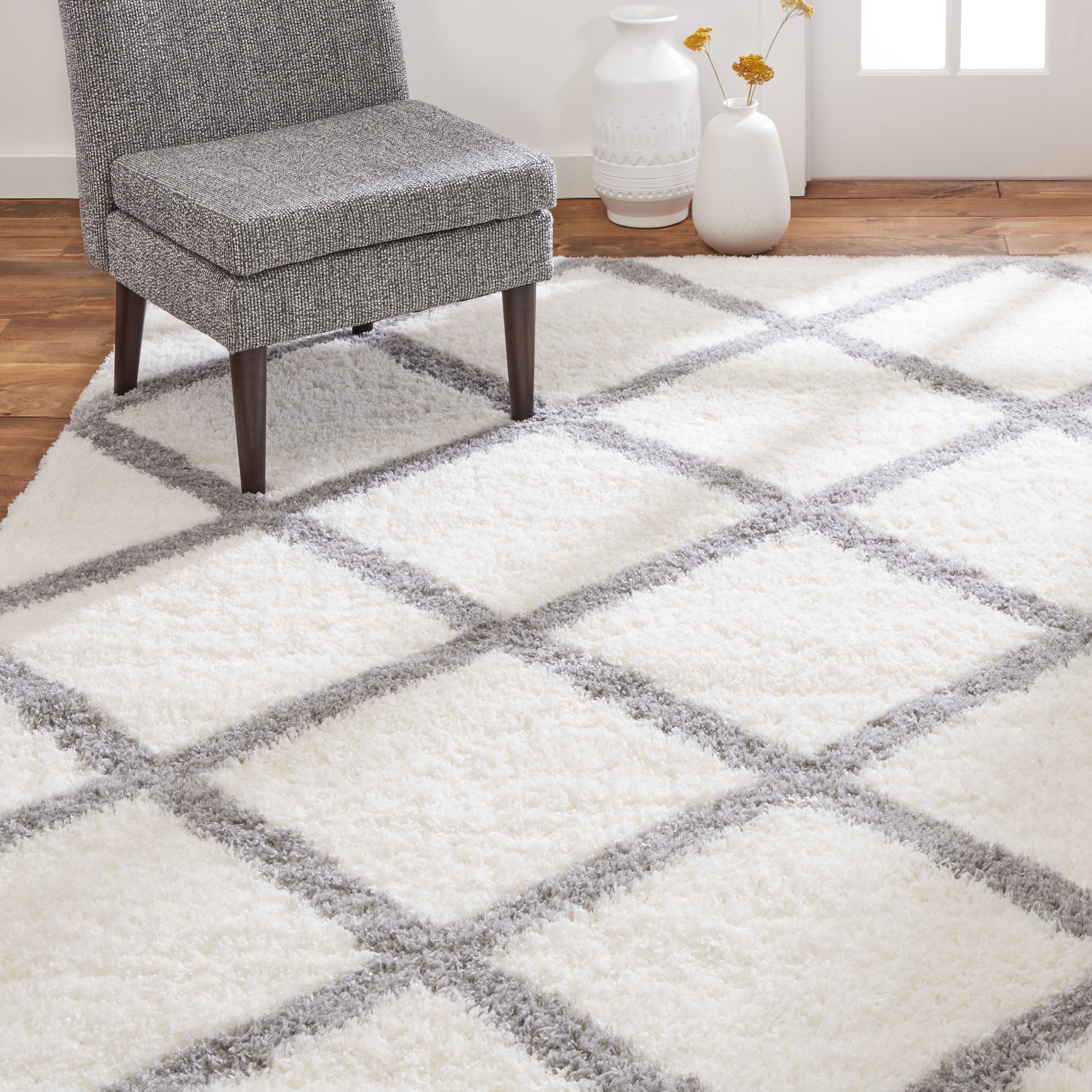 Home Dynamix Carmela Collection Contemporary Ivory Shag Area Rug 710 X 102