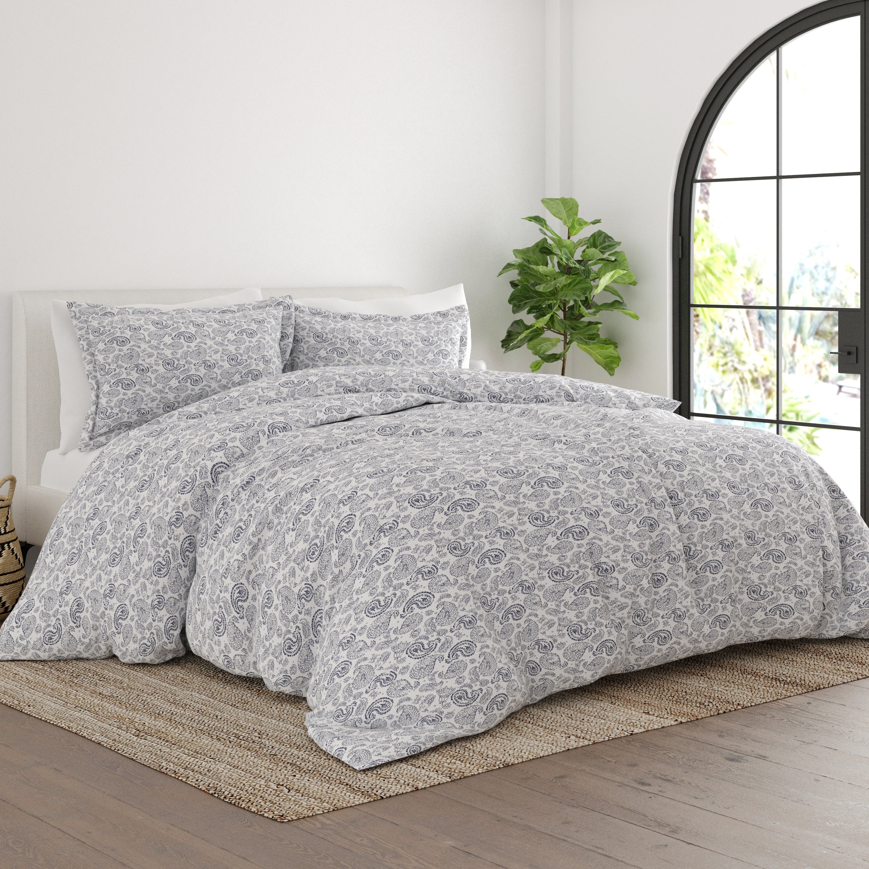 Merit Linens Premium Ultra Soft 3 Piece Coarse Paisley Print Duvet Cover Set