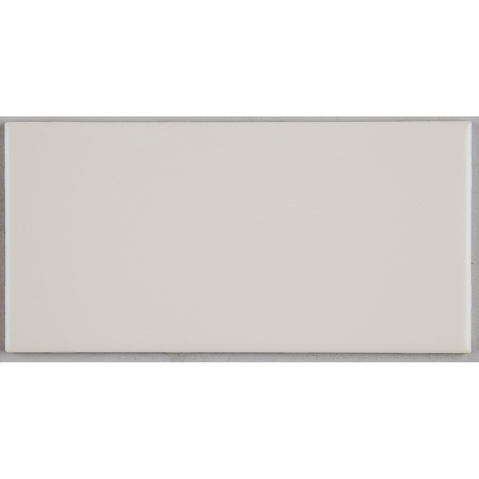 Sophisticated 4X8 Inch Glazed Ceramic Field Tile In Matte Biscuit 4X8