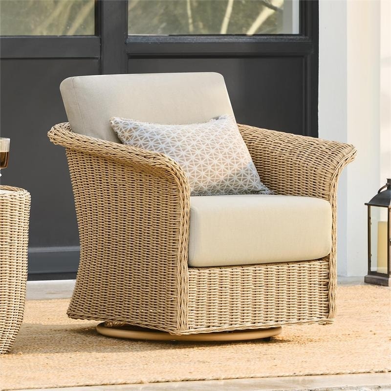 Spruce Spring Patio Fruniture Outdoor Swivel Chair And Side Table