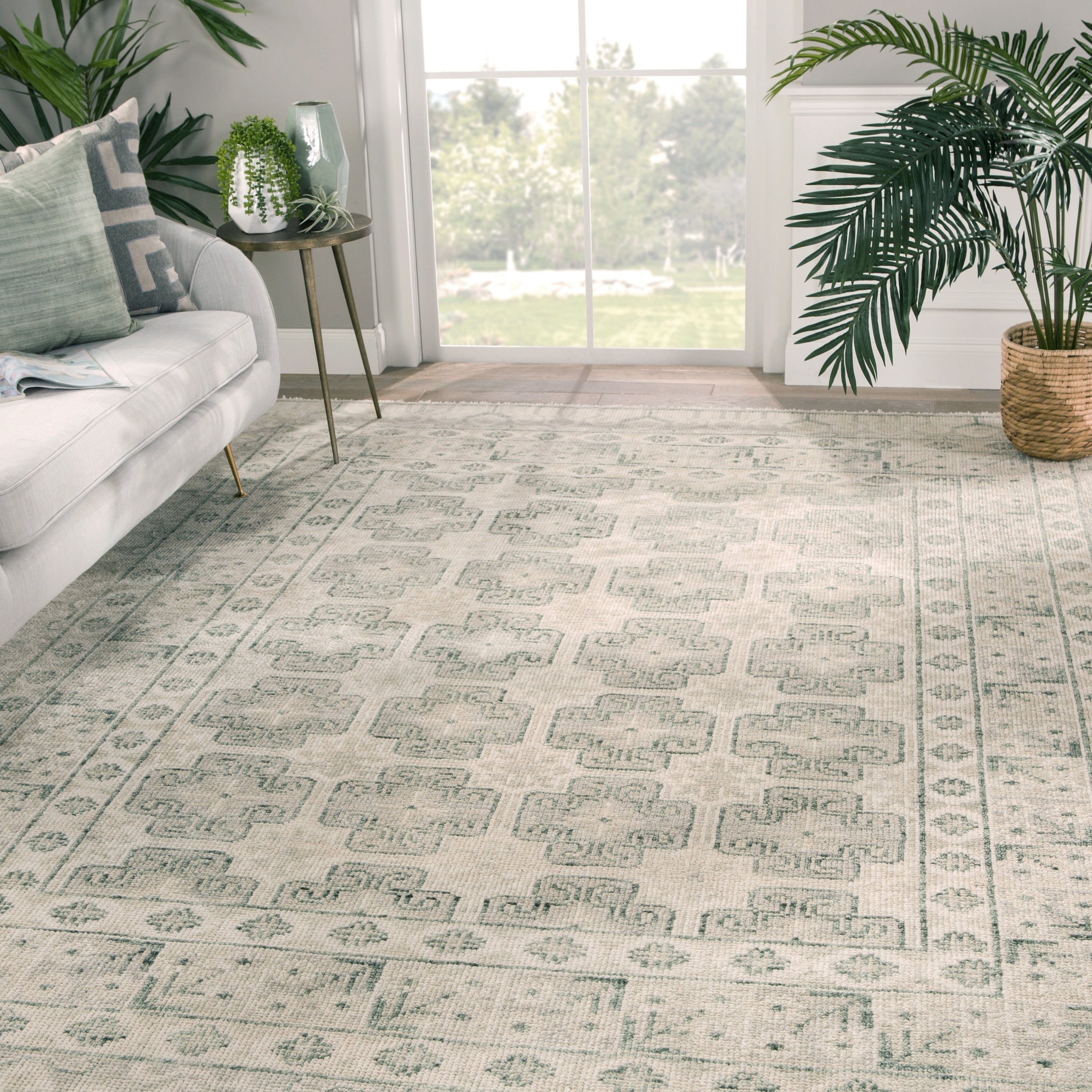 Stafford Hand Knotted Border Ivory Green Area Rug 86 X116