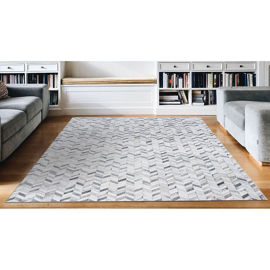 Steppe Seine Ivory Area Rug