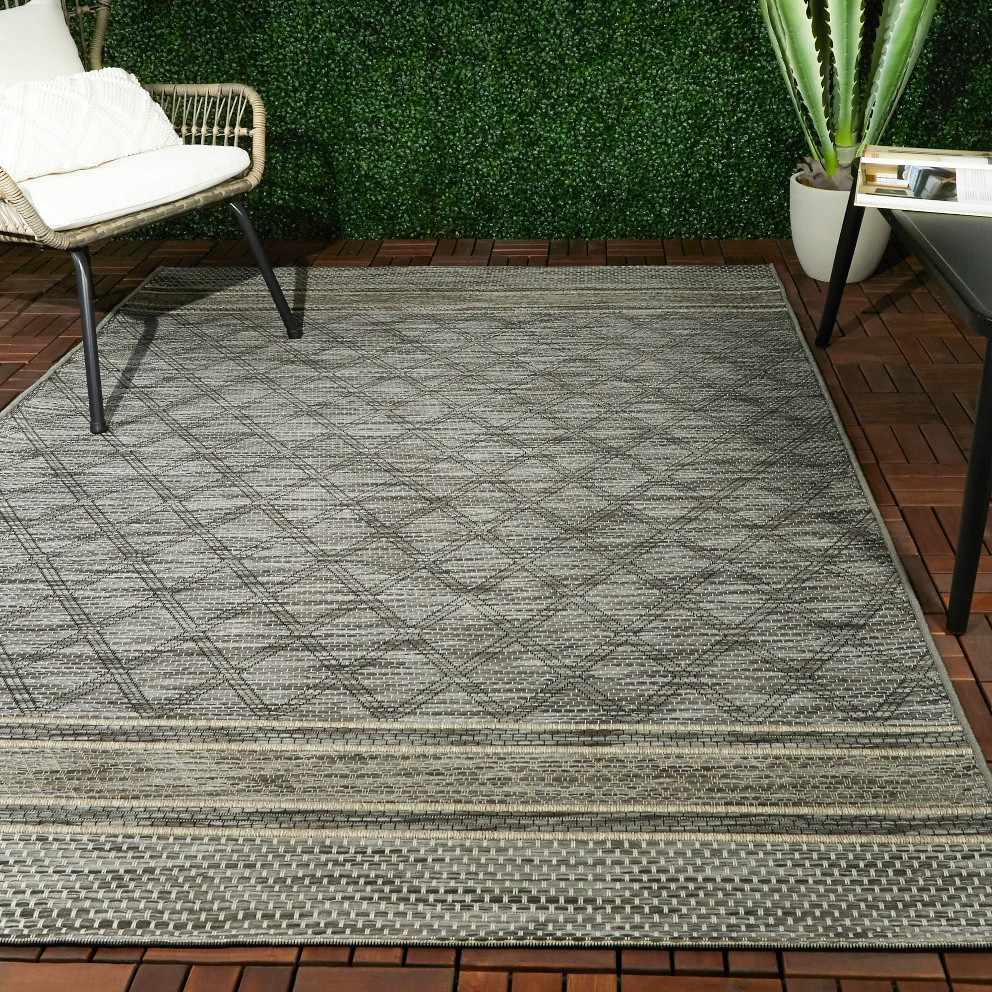 Sterling Trellis Flatweave Indoor Outdoor Area Rug