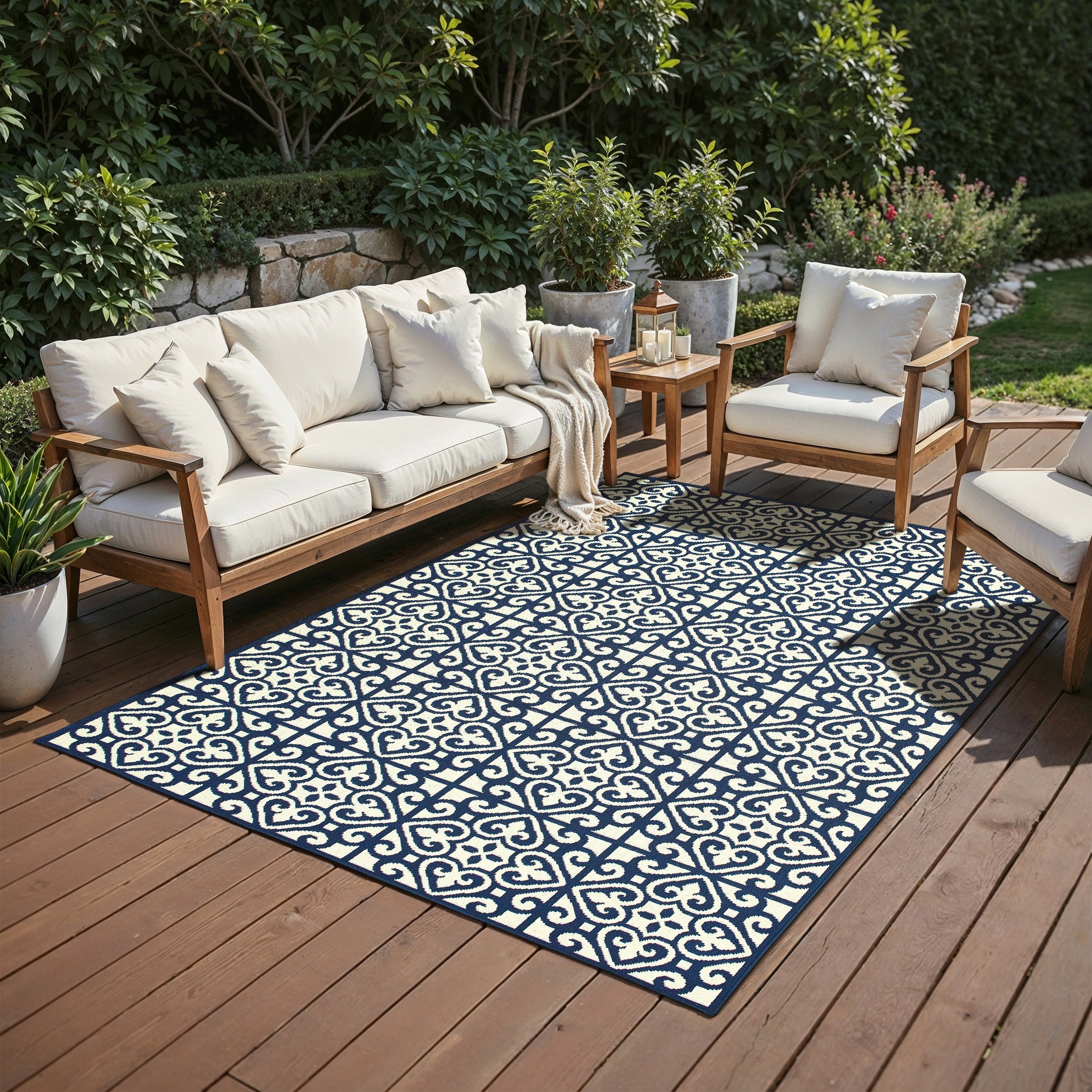 Two Tone Tile Ivory Navy Loop Pile Indoor Outdoor Area Rug 25 X 45