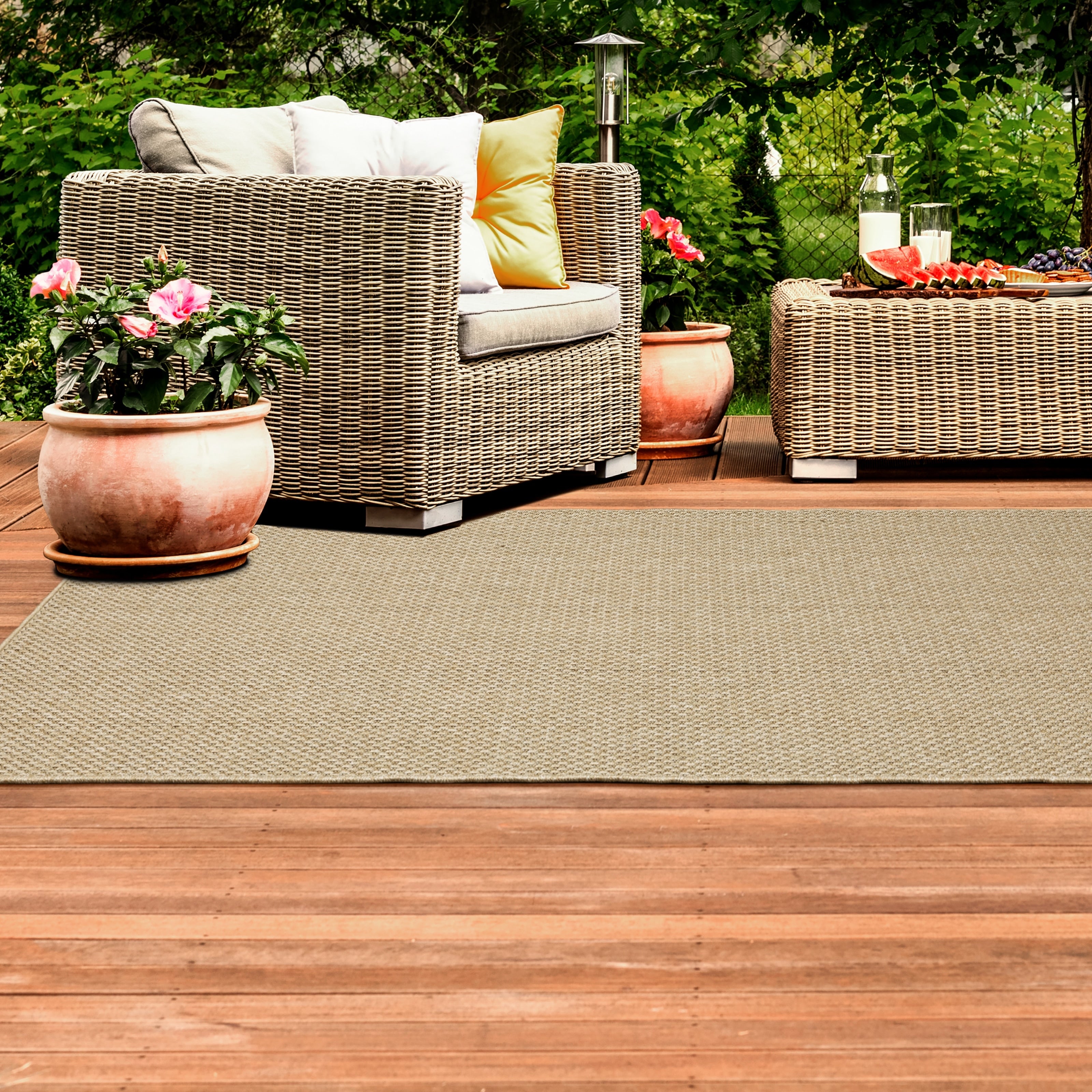 Stylehaven Woven Solid Sand Indoor Outdoor Area Rug