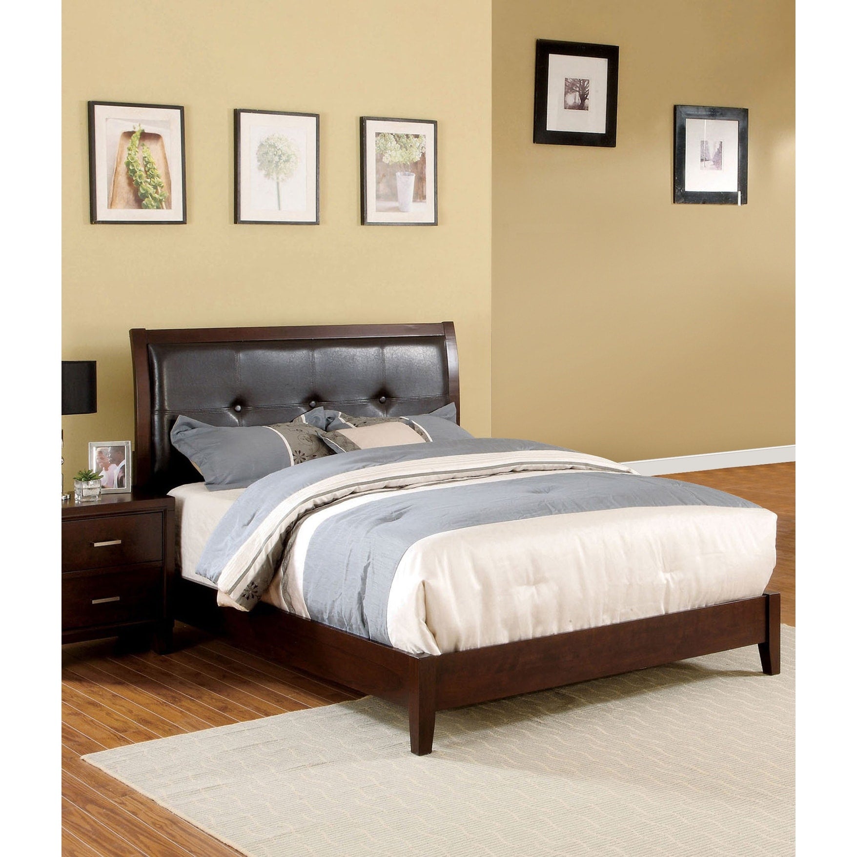 Sunjan Traditional Brown Cherry Platform Bed By Foa