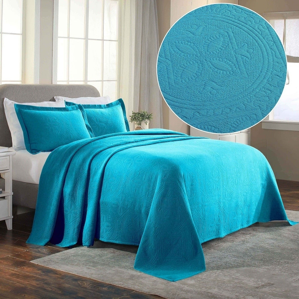 Superior Designer Celtic Circles Scalloped Bedspread