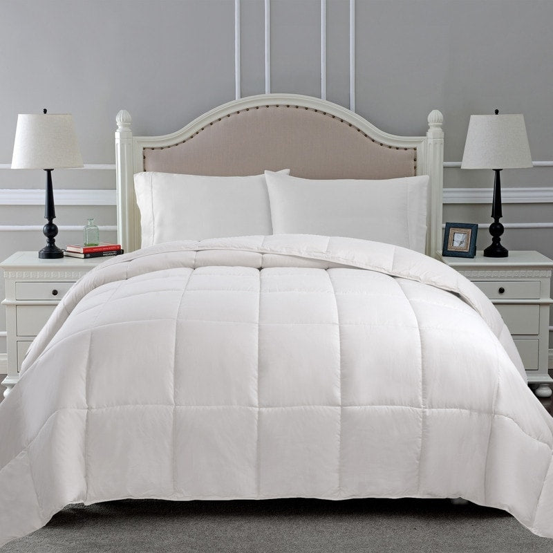 Superior Hypoallergenic Down Alternative Classic Comforter