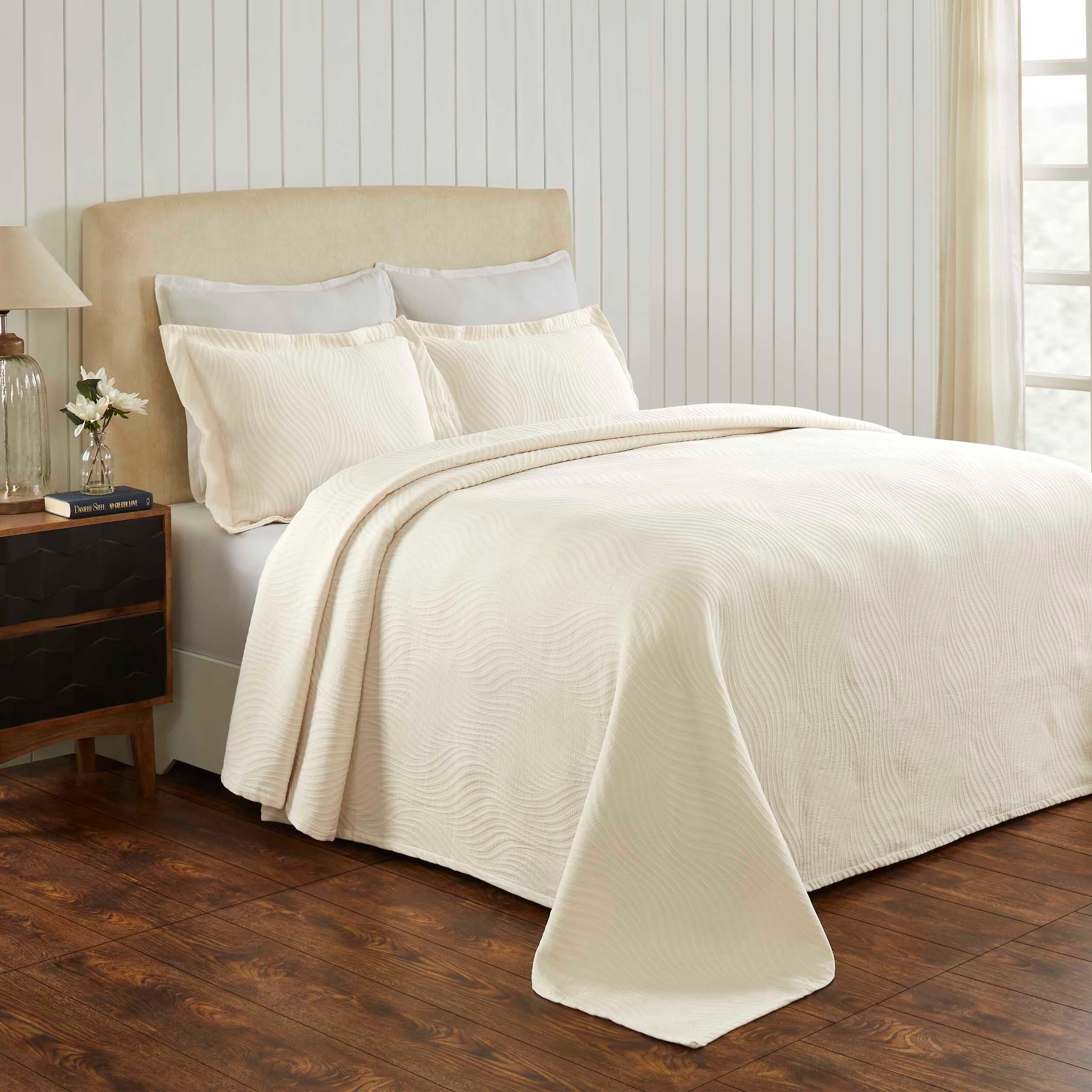 Miranda Haus Laurence Cotton Jacquard Matelass Bedspread Set