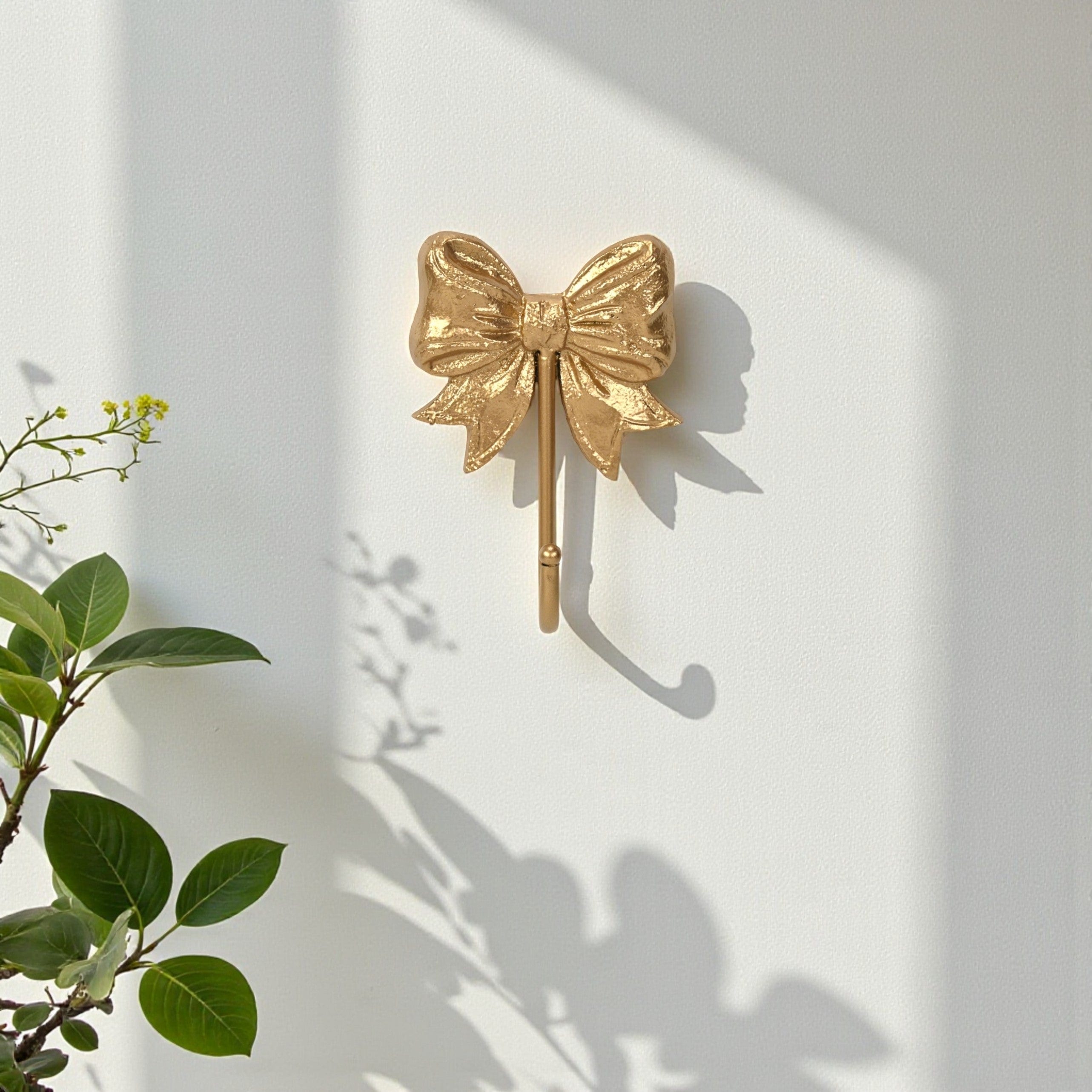 Talida Bow Gold Cast Iron Wall Hook N A