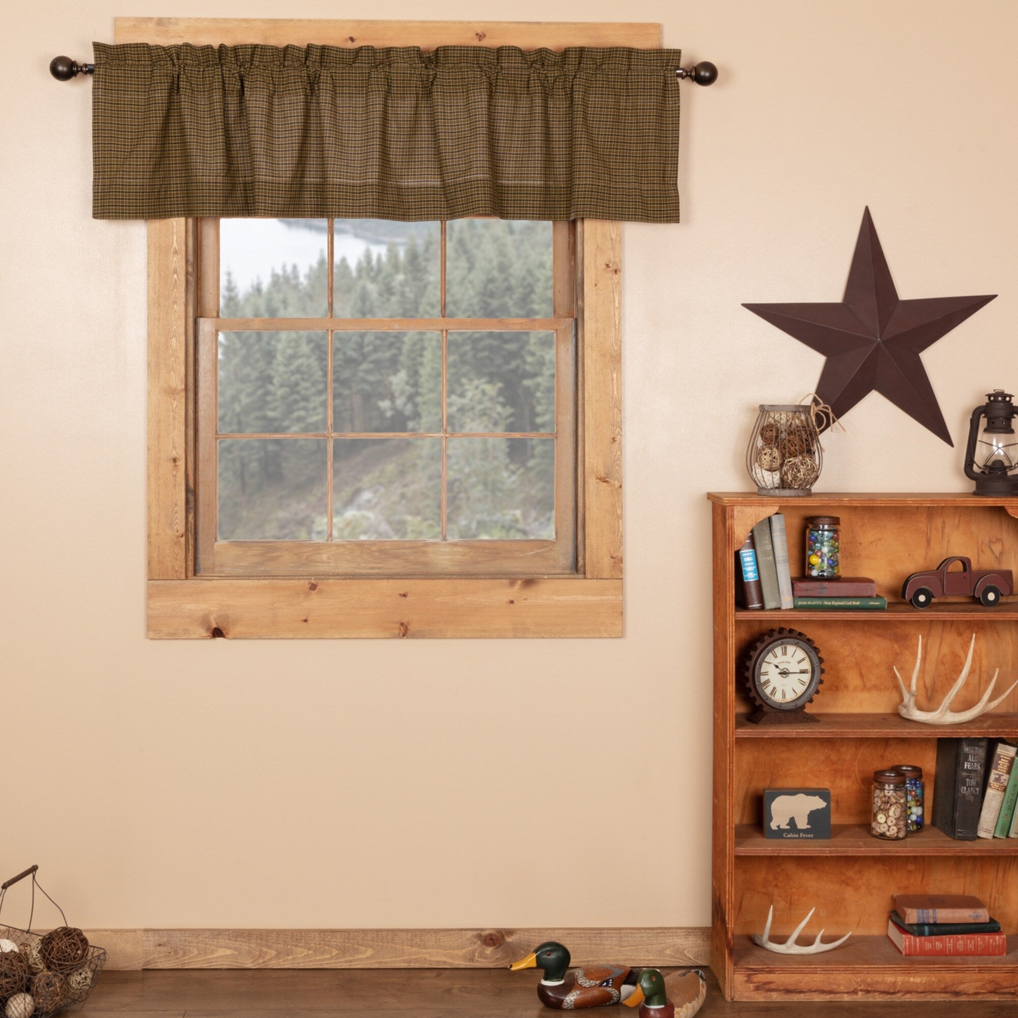 Tea Cabin Green Plaid Valance 16 X 72