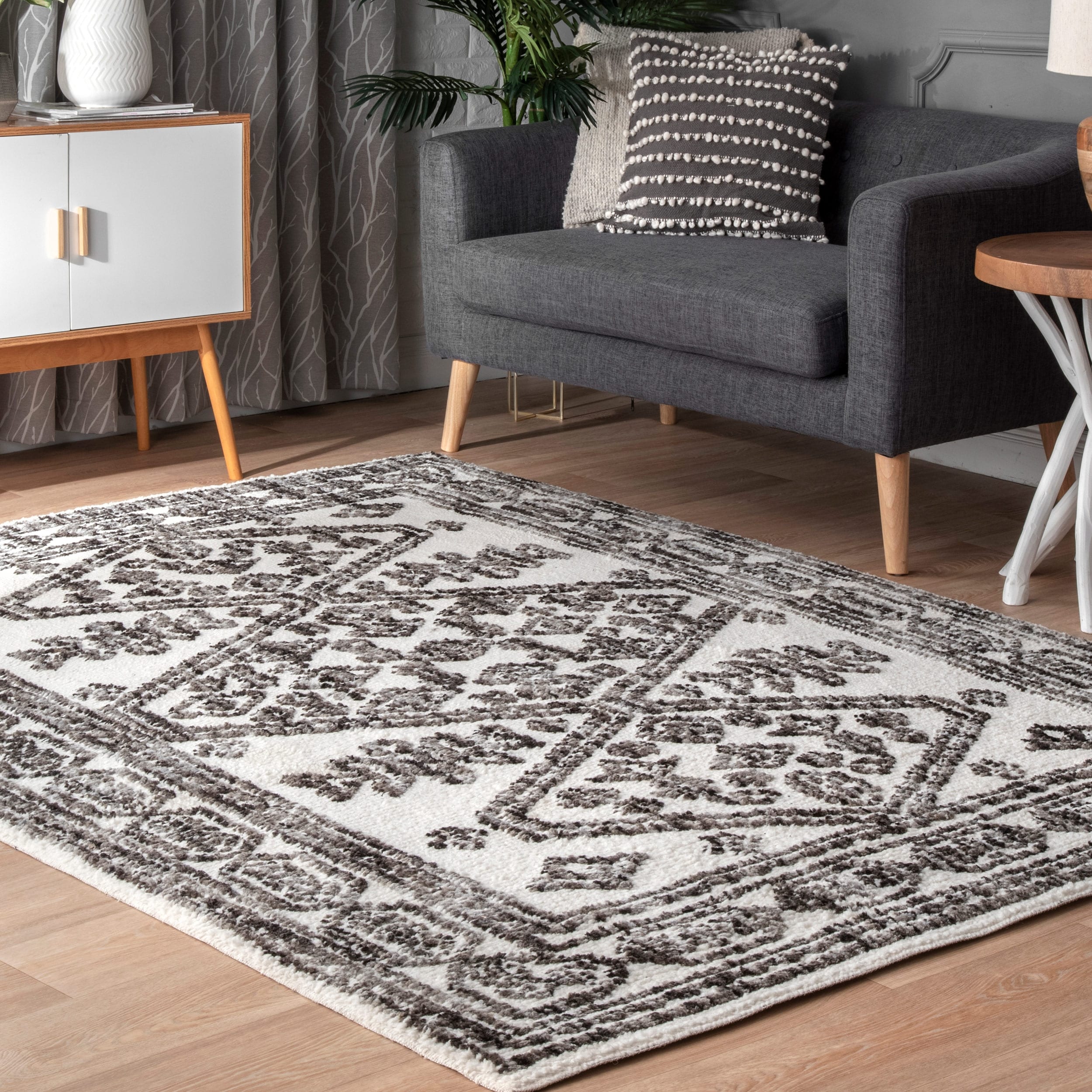 Nuloom Transitional Fading Mayen Cruz Andina Geo Border Print Area Rug