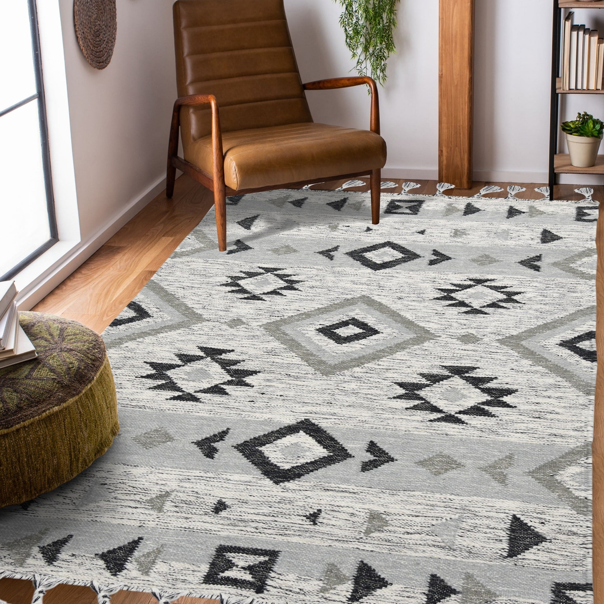 Handmade Flat Weave Itza Silver Rug 5 X 8
