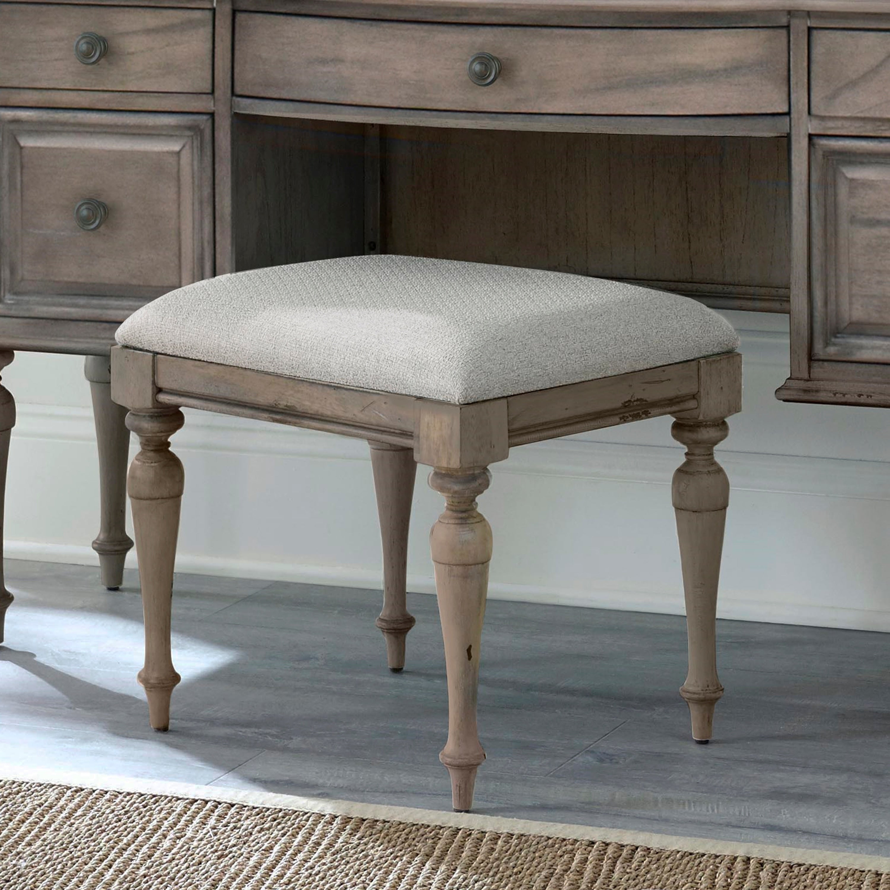 Gracewood Hollow Havenwood Vanity Bench