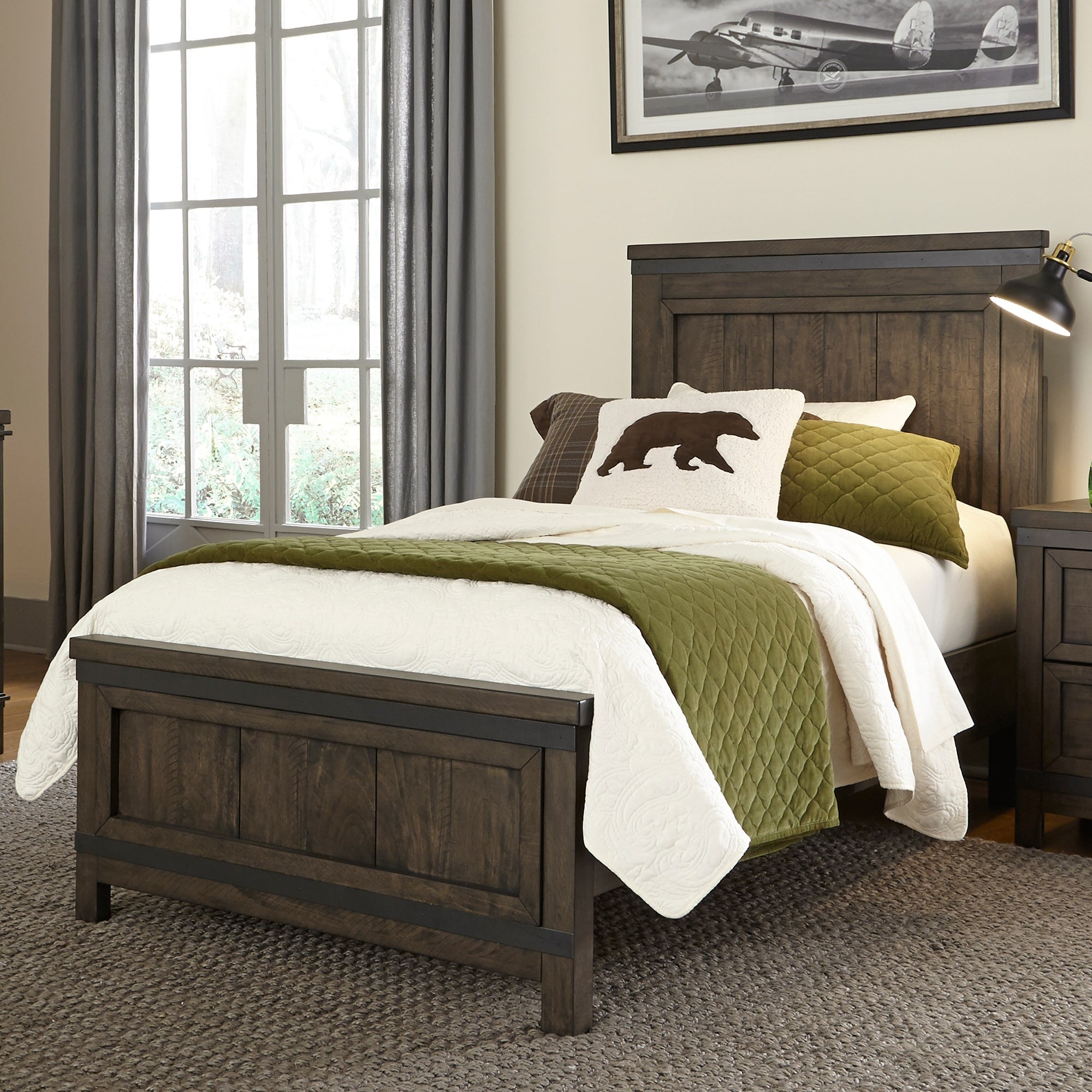 Thornwood Hills Rock Beaten Grey With Saw Cuts Twin Panel Bed