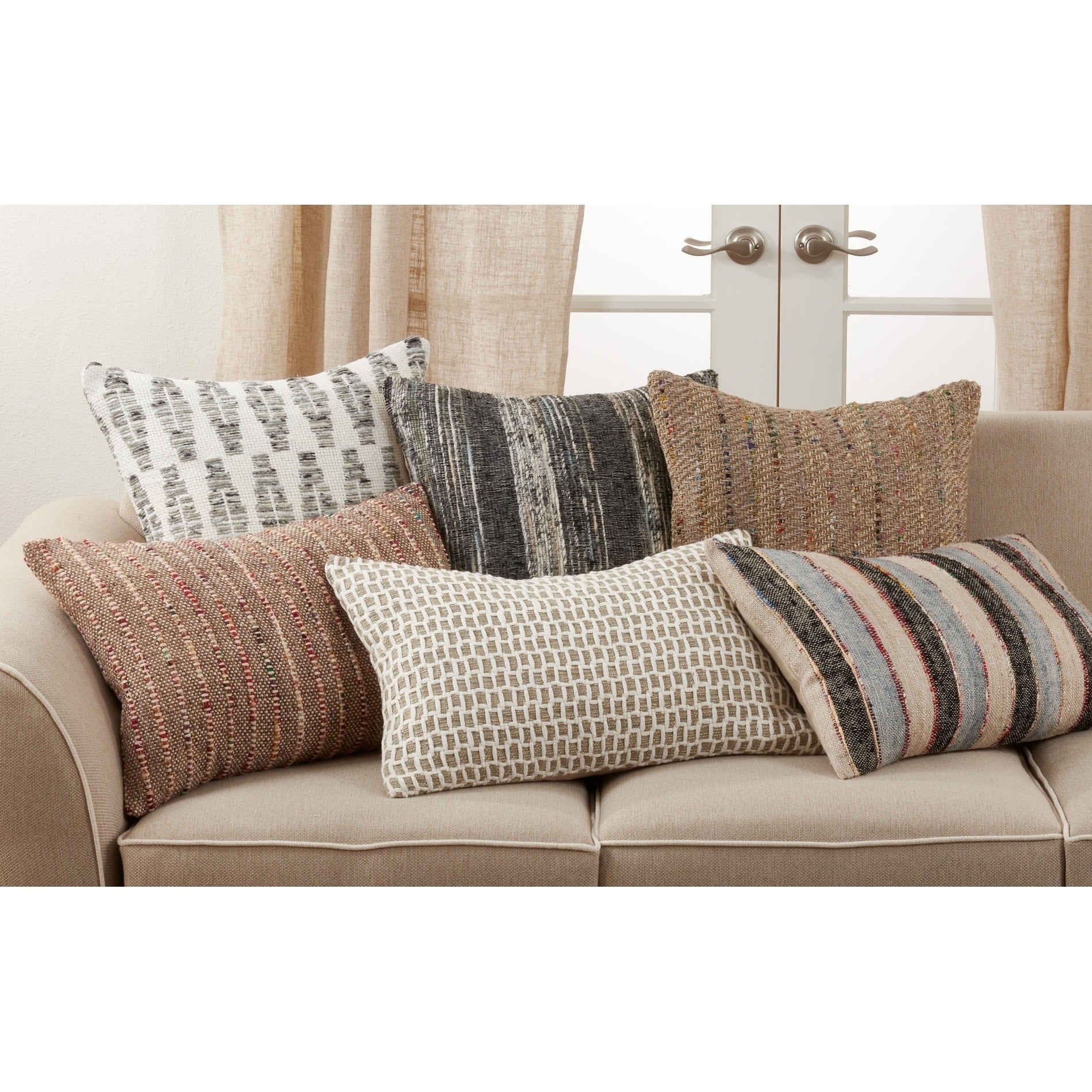Throw Pillow With Net Design
