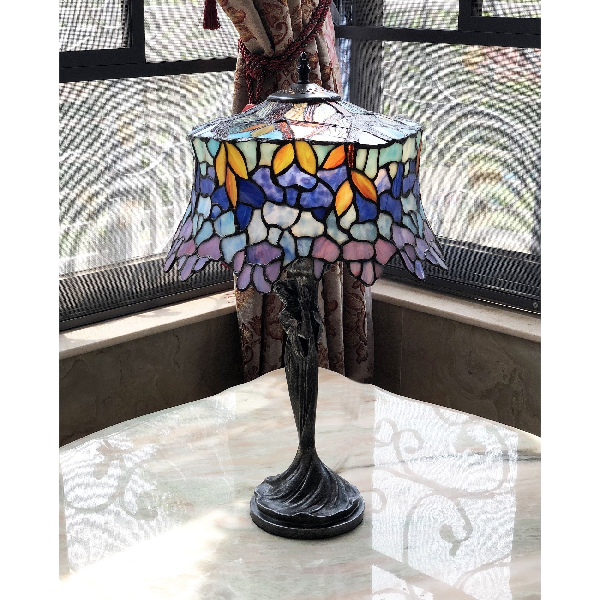 Tiffany Style 1 Light Antique Bronze Table Lamp