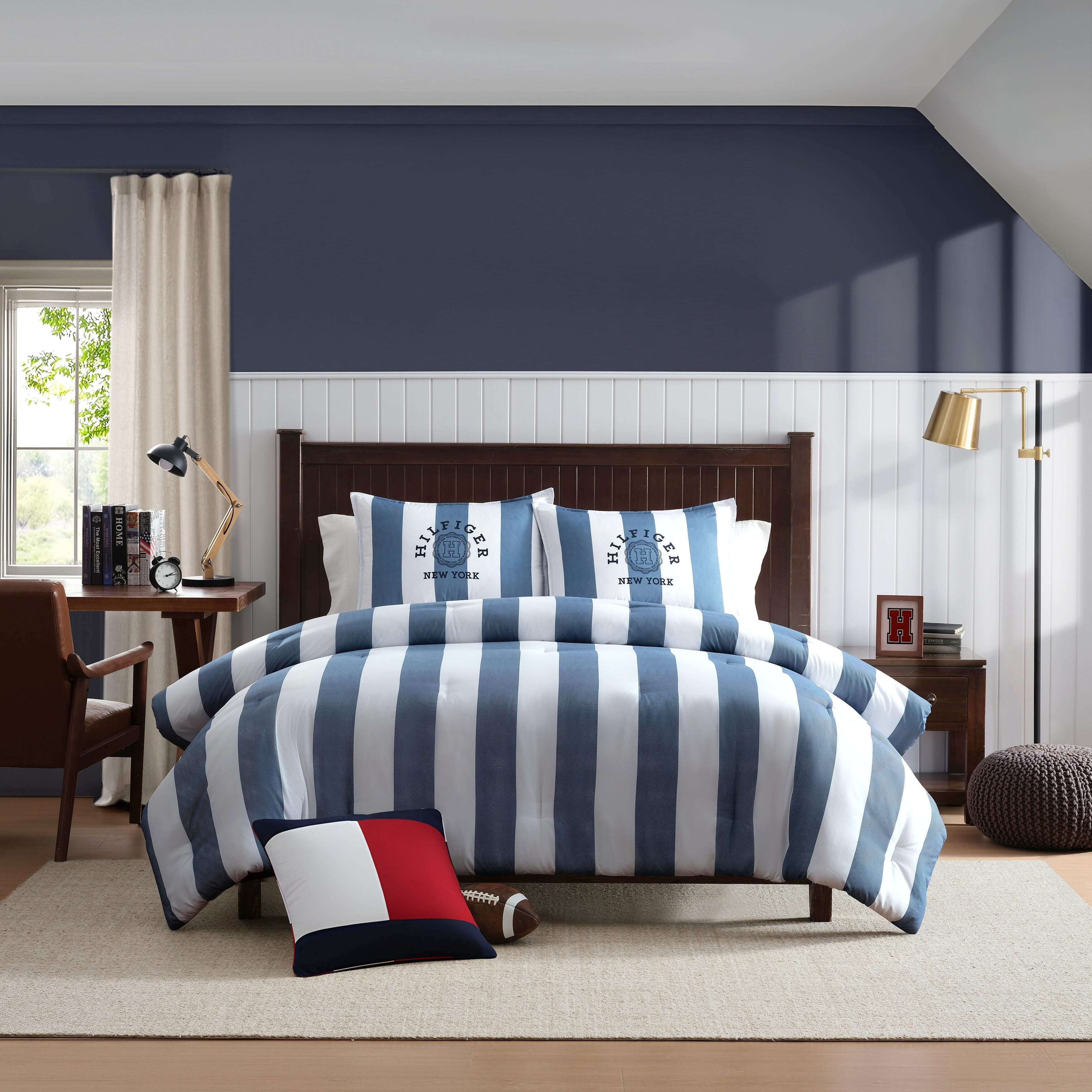 Tommy Hilfiger Berkley Stripe Reversible Tailored Lightweight Comforter Set Deep Blue