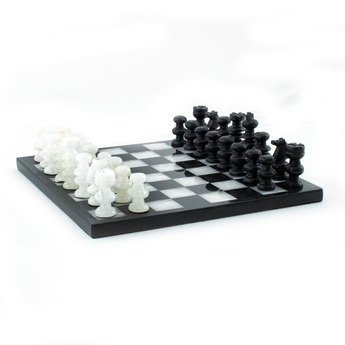 Handmade Triumph Hand Carved Black And White Onyx And Marble Game Decorative Chess Set Mexico