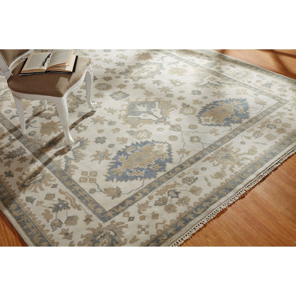 Umbria Ivory Wool Hand Knotted Rug